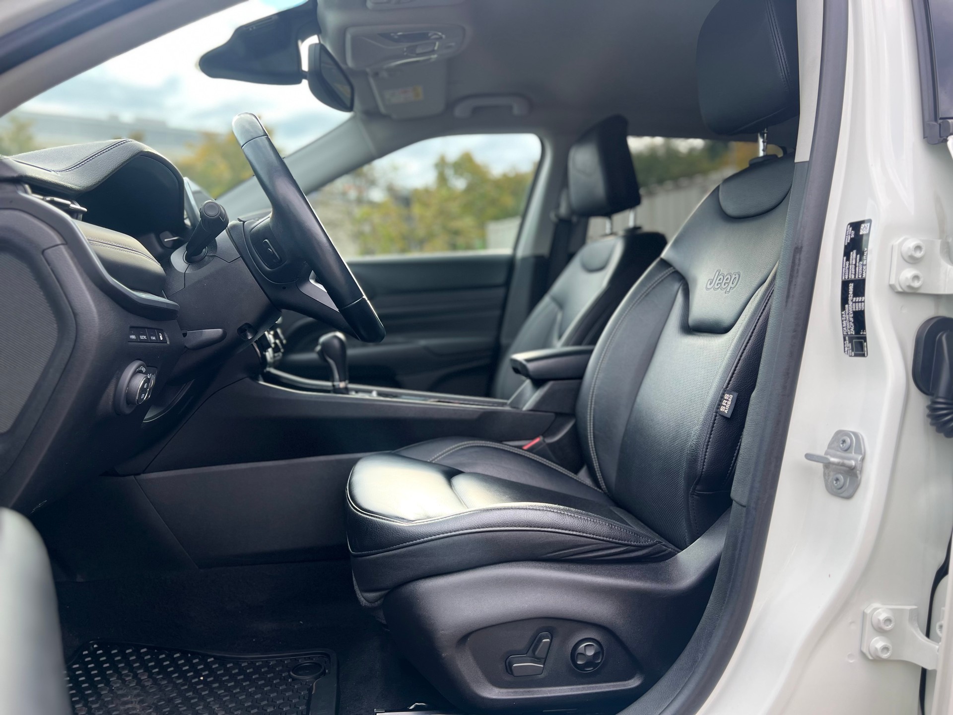 JEEP Compass 1.3 T PHEV S Plus AWD-image-11
