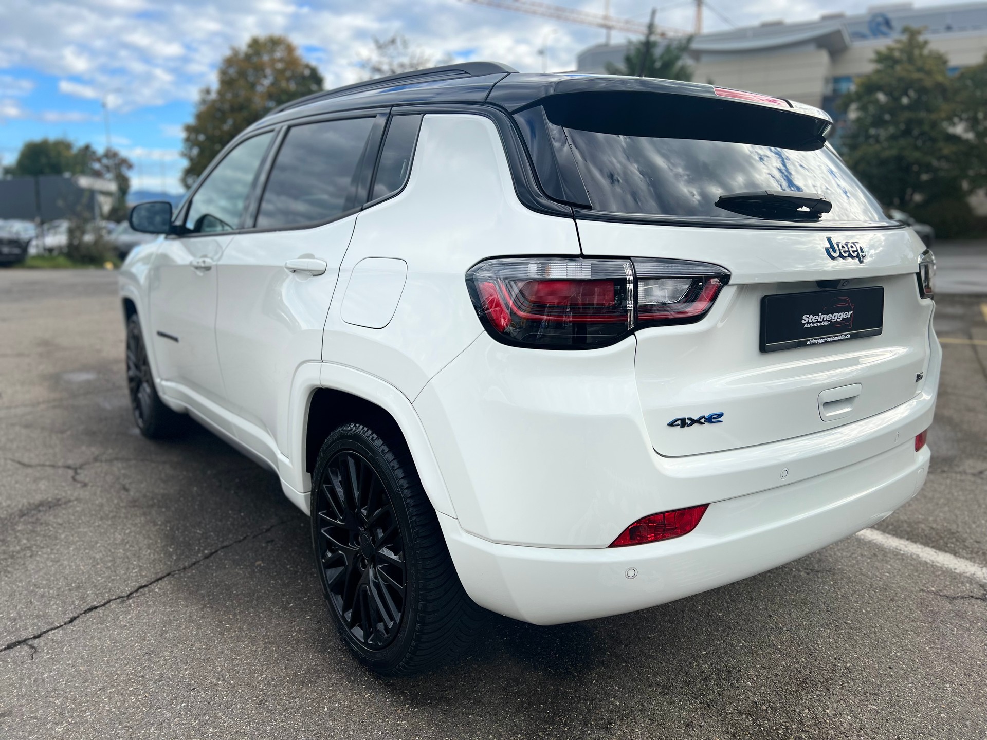 JEEP Compass 1.3 T PHEV S Plus AWD-image-6