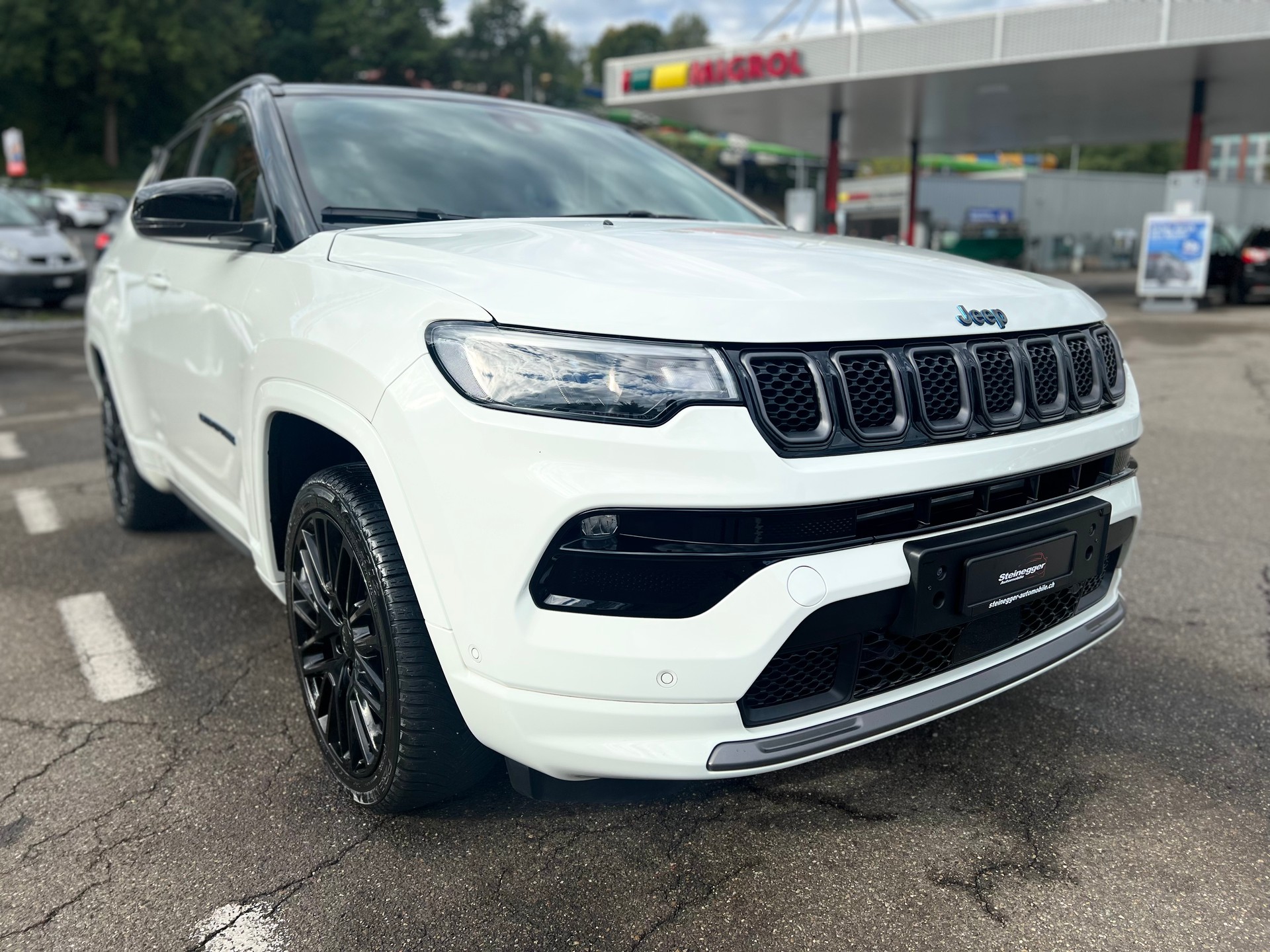 JEEP Compass 1.3 T PHEV S Plus AWD-image-1