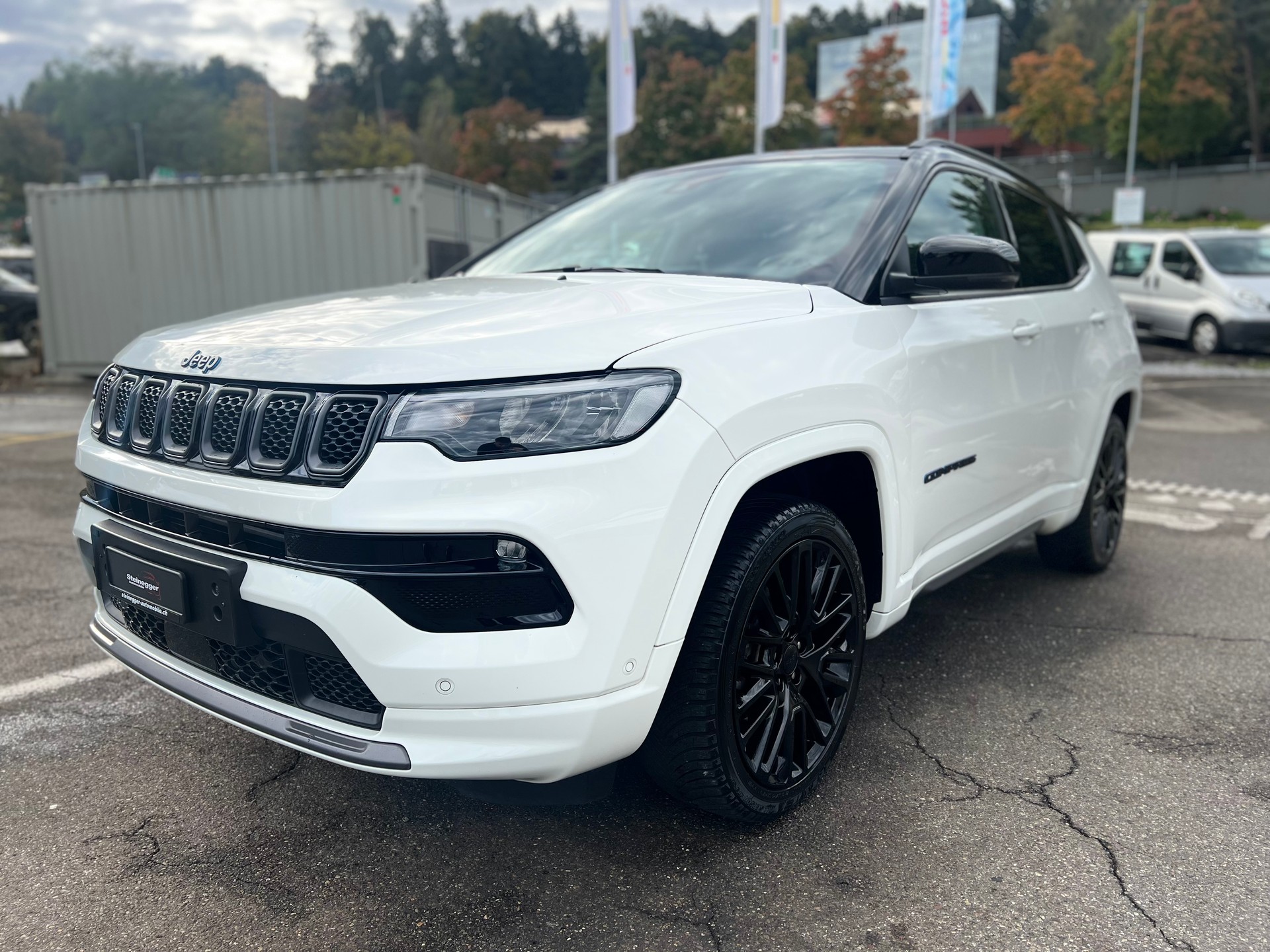 JEEP Compass 1.3 T PHEV S Plus AWD-image-4
