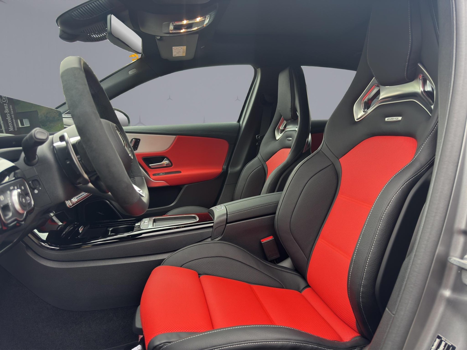MERCEDES-BENZ A 45 S AMG 4matic+-image-8