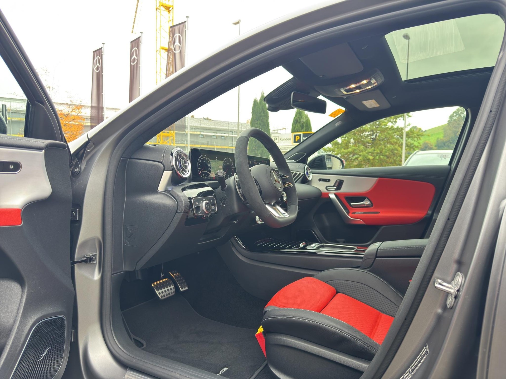MERCEDES-BENZ A 45 S AMG 4matic+-image-22