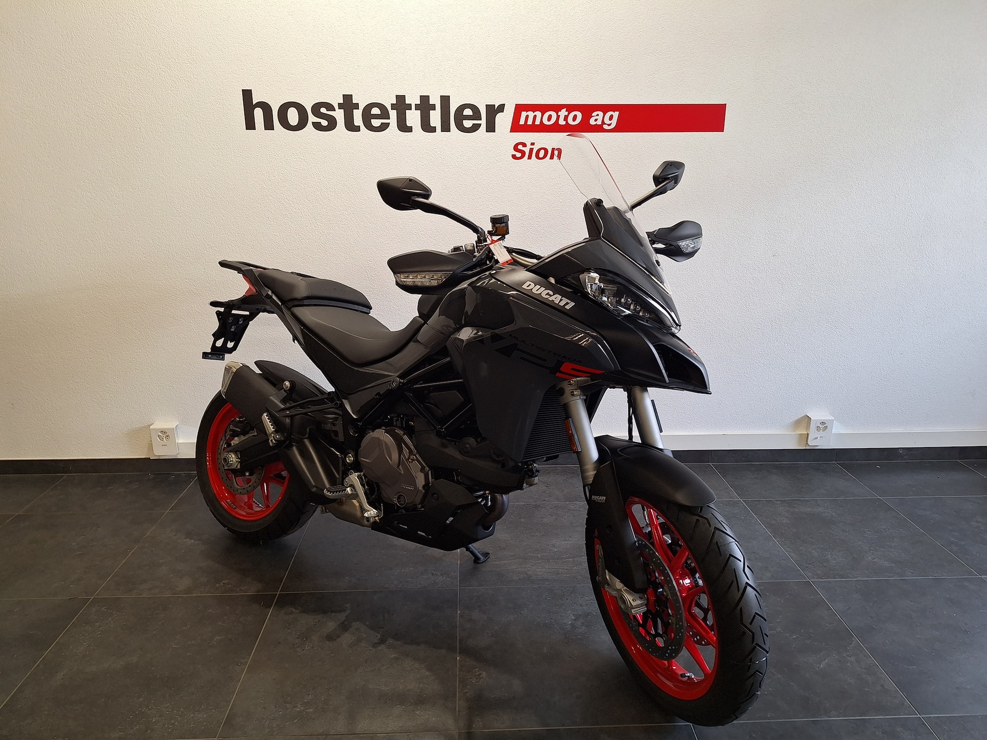 DUCATI Multistrada V2 S