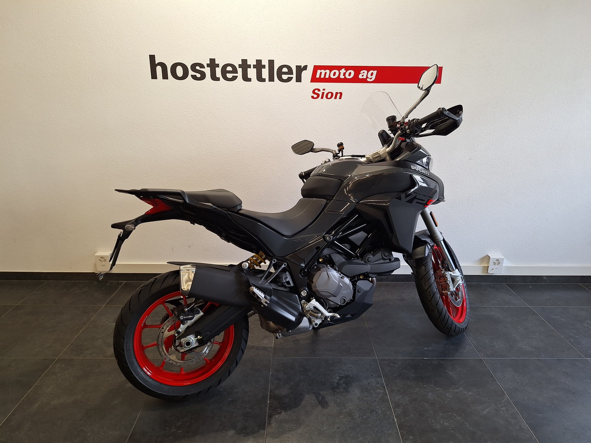 DUCATI Multistrada V2 S-showroom-element-2