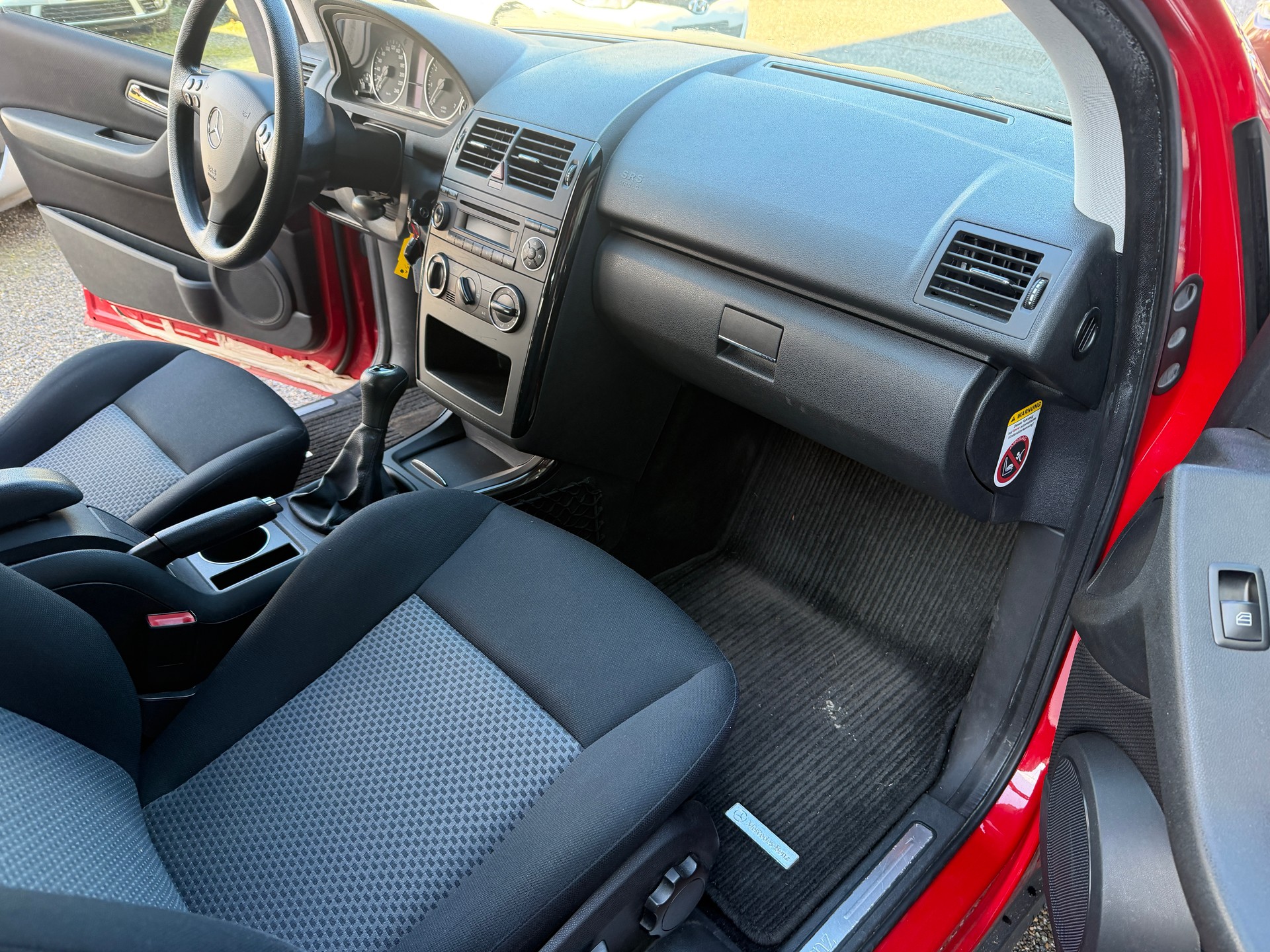 MERCEDES-BENZ A 150 Classic-image-7