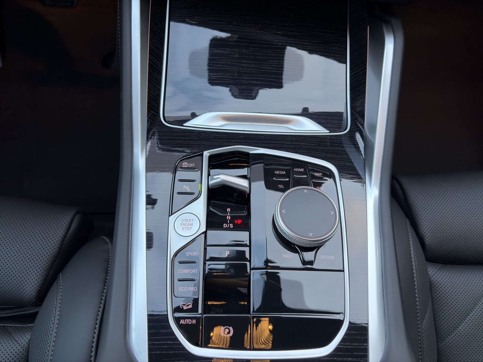 BMW X6 40d xDrive-image-12