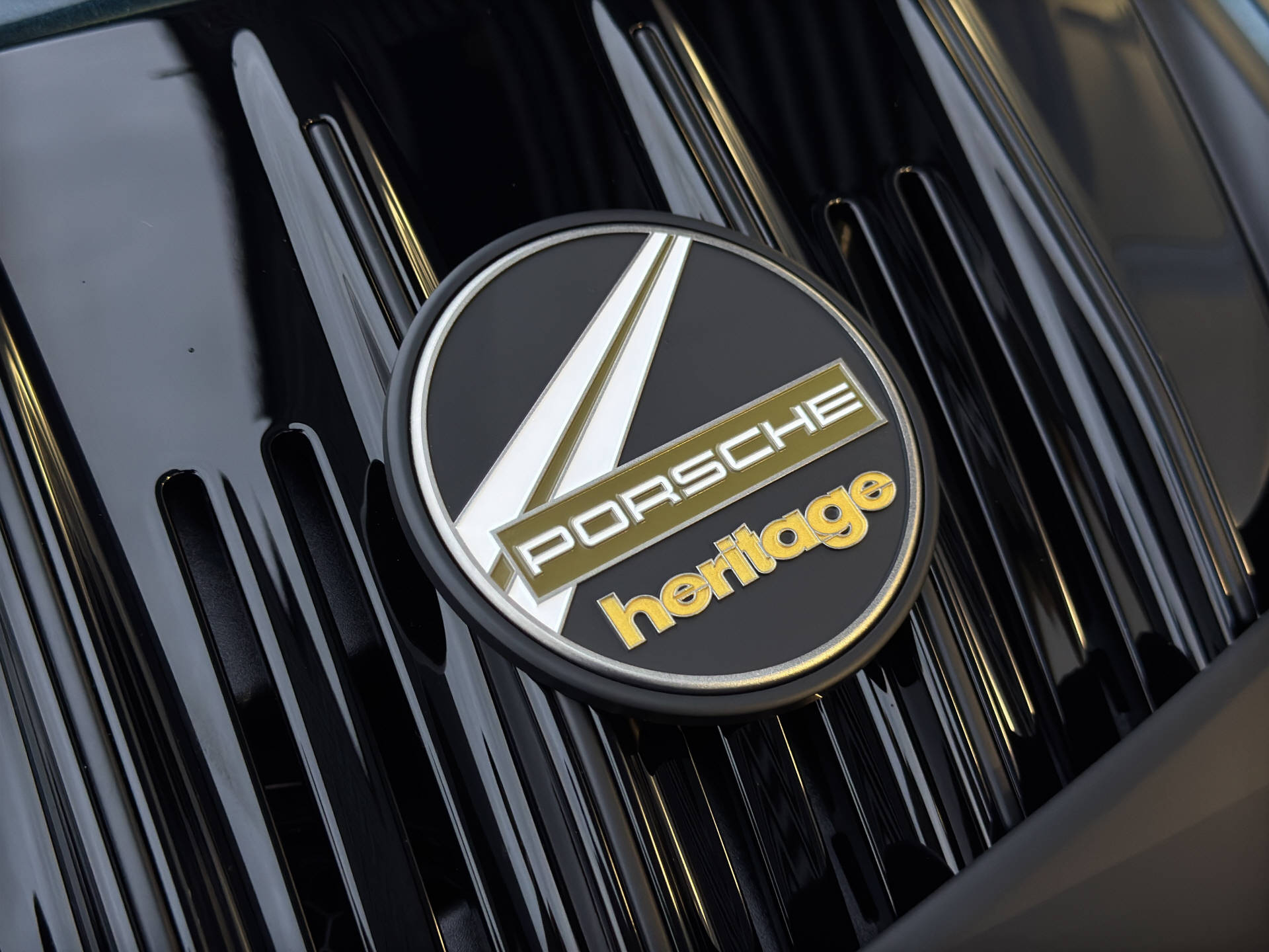 PORSCHE 911 Spirit 70 PTS-image-12