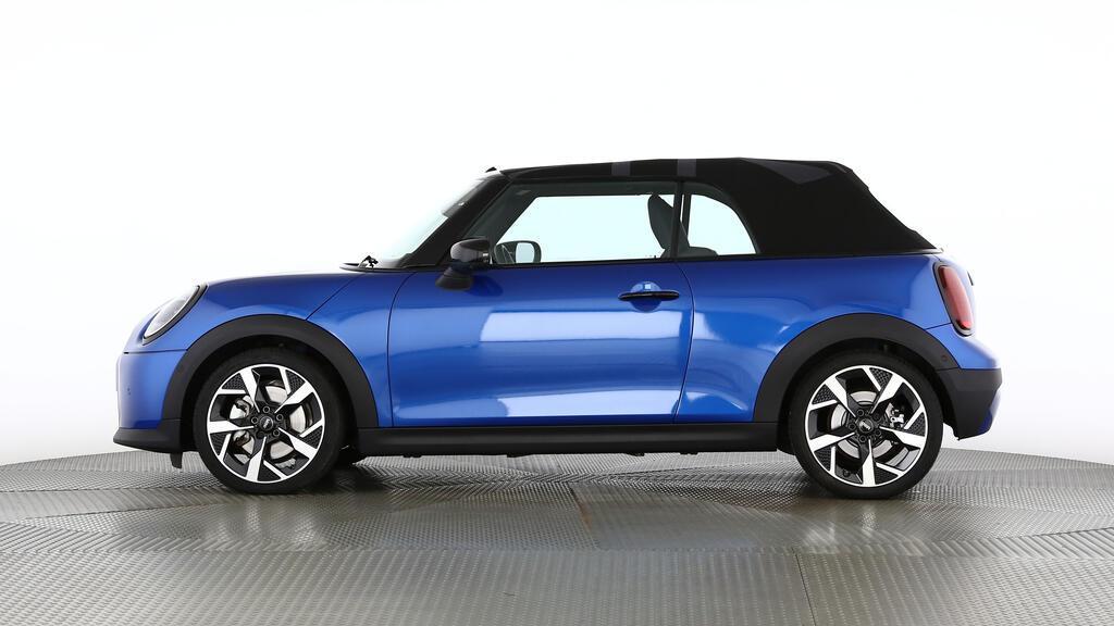 MINI Cooper S Cabrio-image-1
