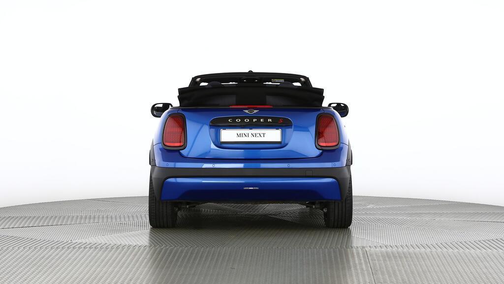 MINI Cooper S Cabrio-image-13