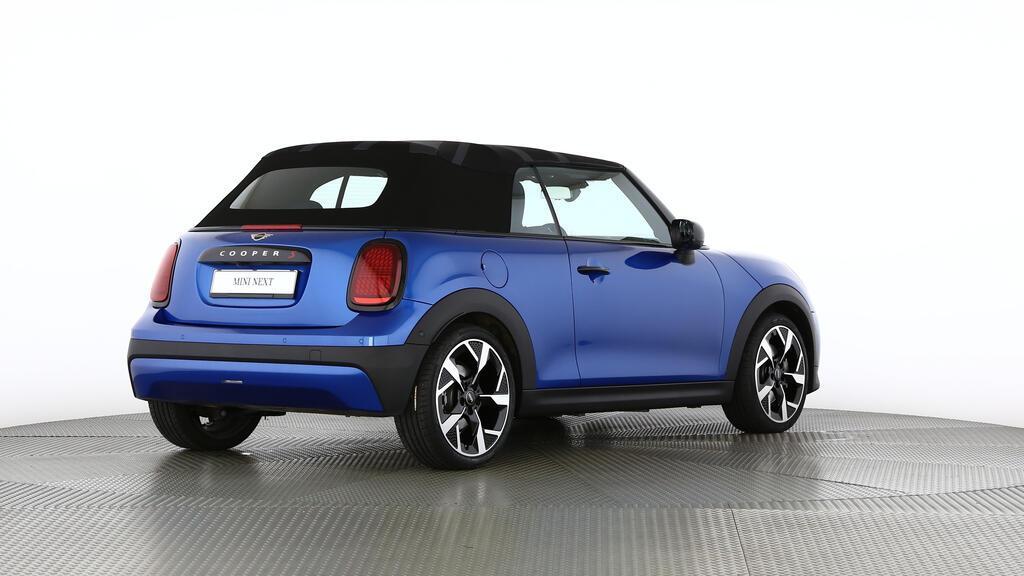 MINI Cooper S Cabrio-image-3