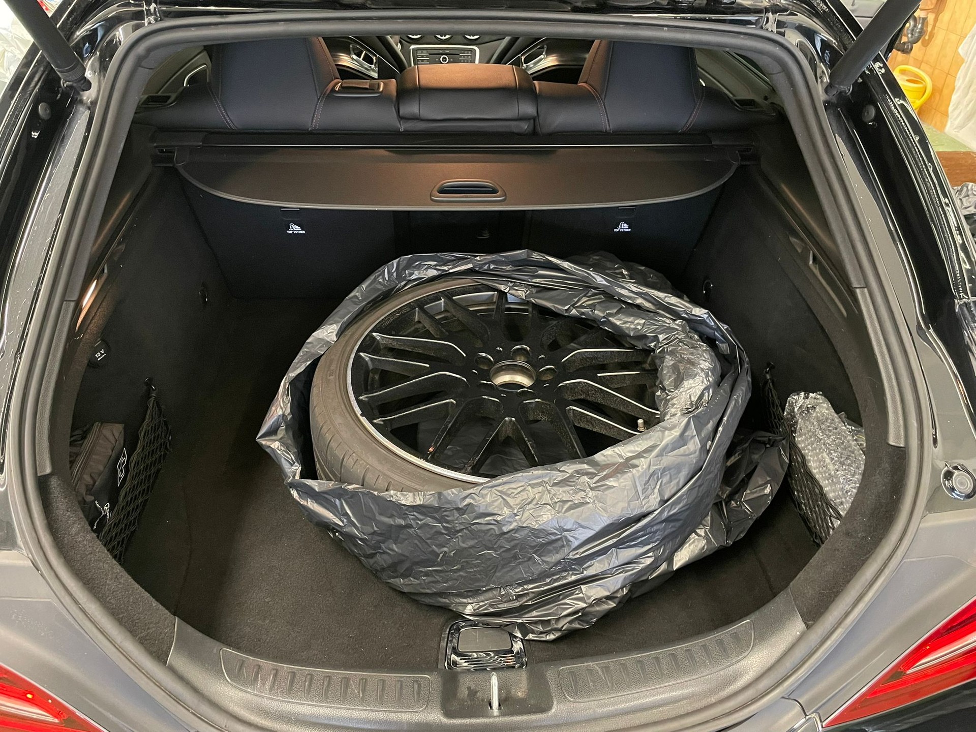 MERCEDES-BENZ CLA Shooting Brake 45 AMG 4Matic Speedshift-image-6