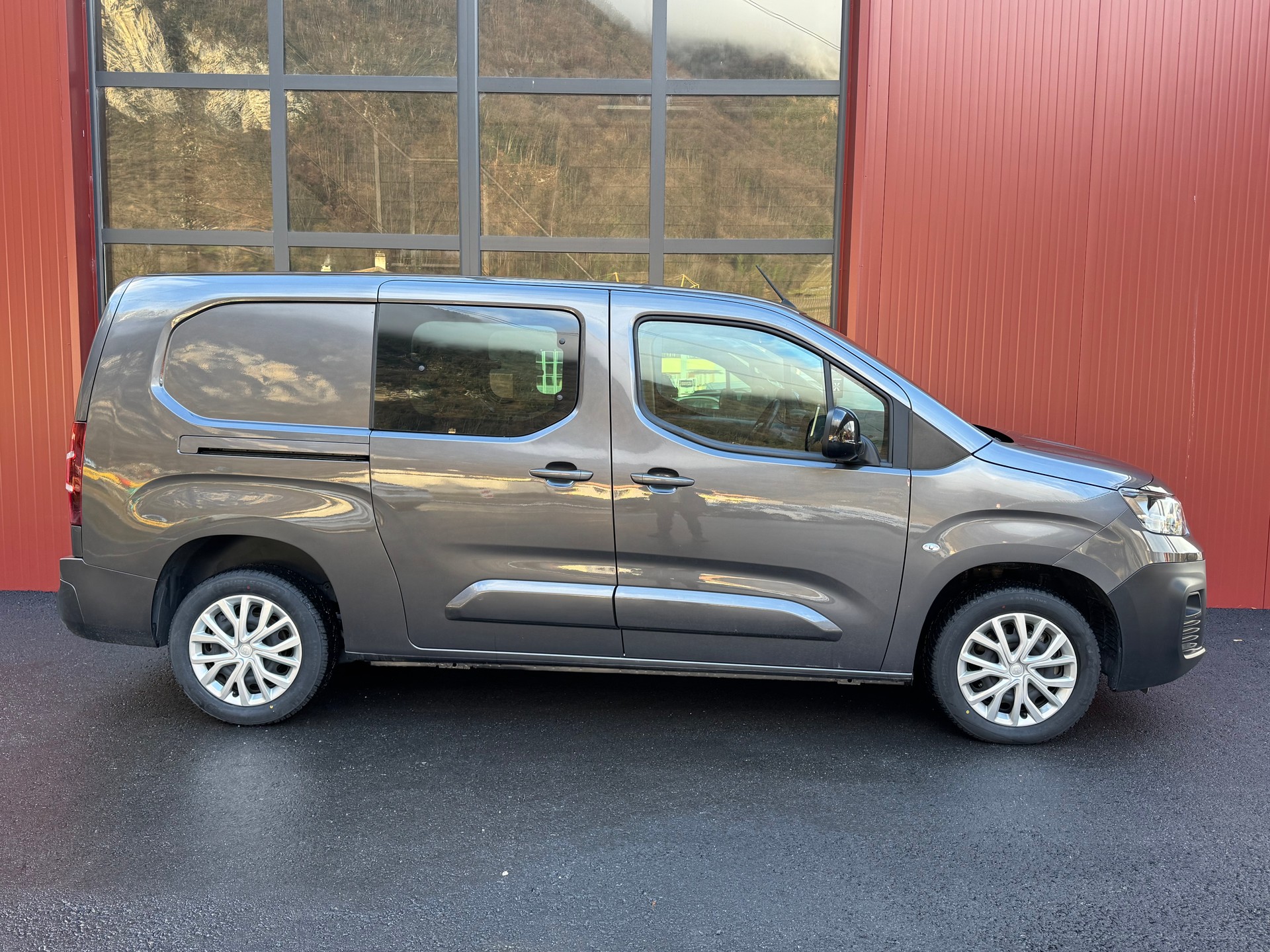 FIAT XL 1.5 diesel 5 places-image-4