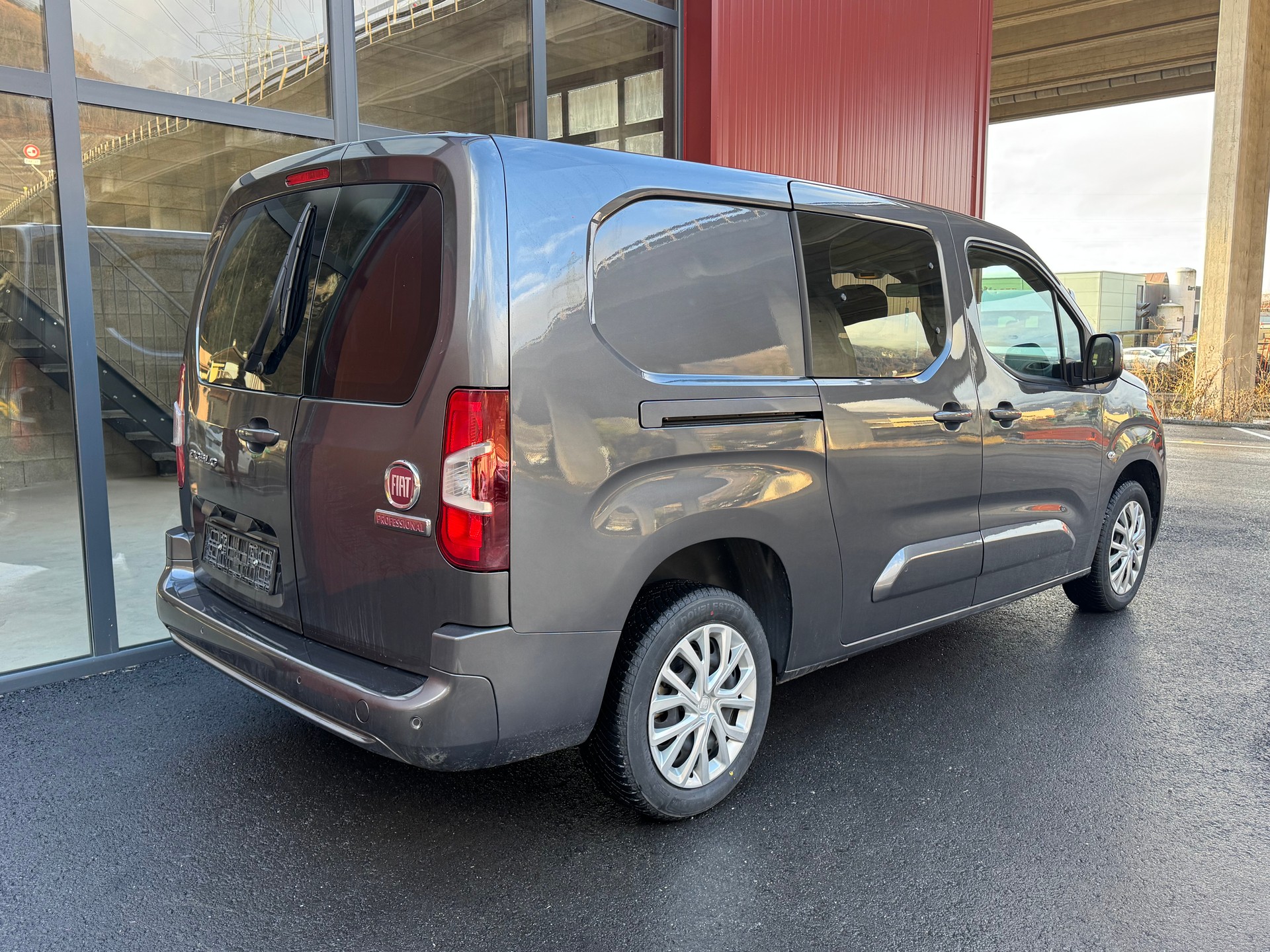 FIAT XL 1.5 diesel 5 places-image-5