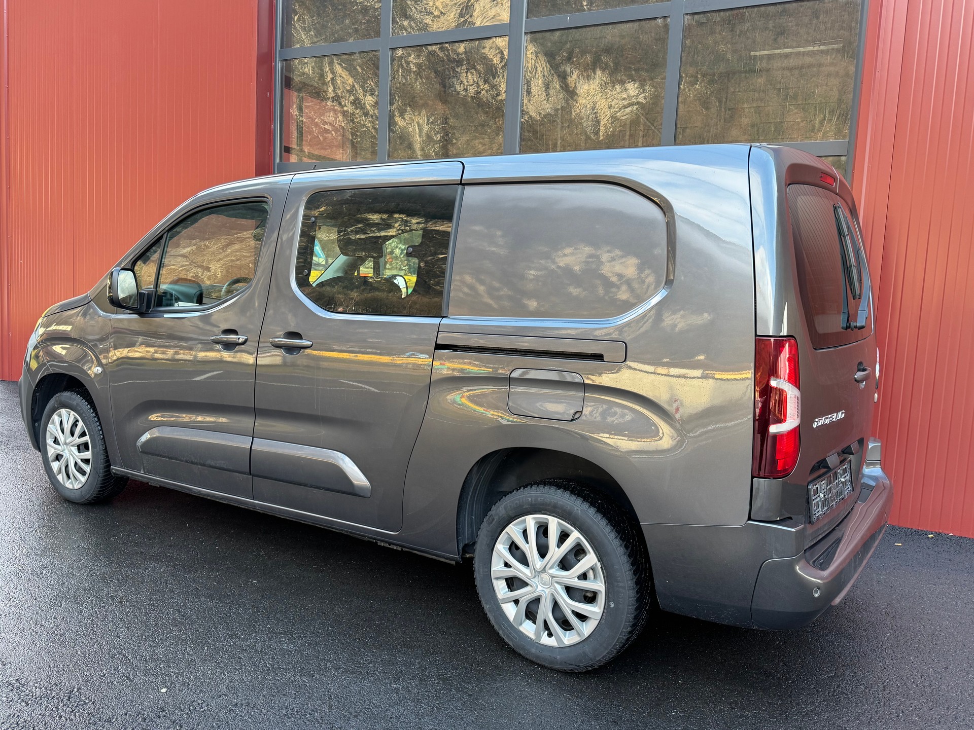 FIAT XL 1.5 diesel 5 places-image-2