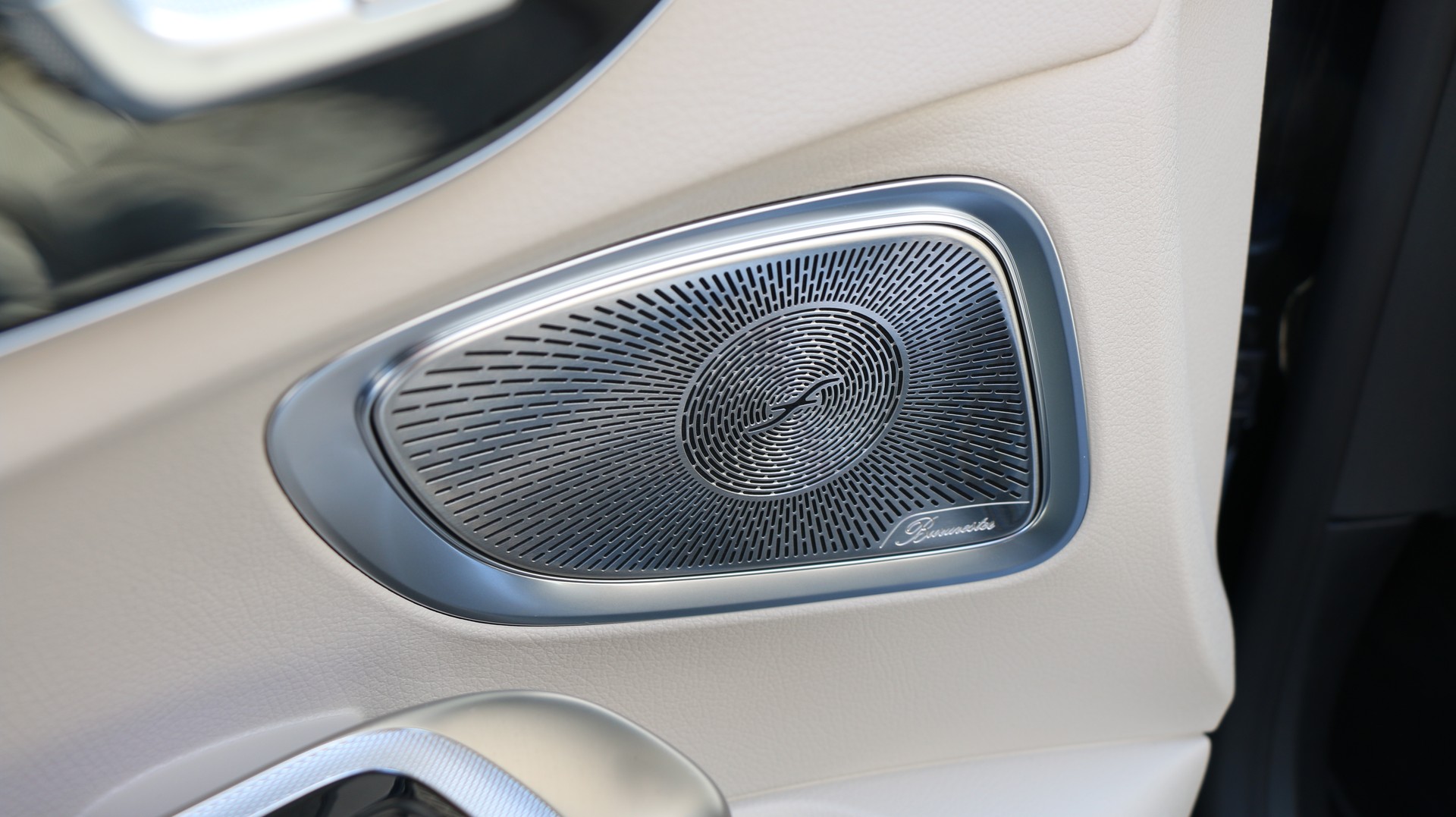 MERCEDES-BENZ CLE AMG 53 Cabrio 4Matic+-image-19