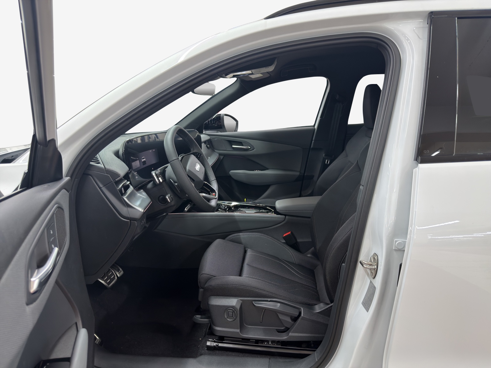 AUDI Q3 SUV 110 kW TFSI S tronic-image-7