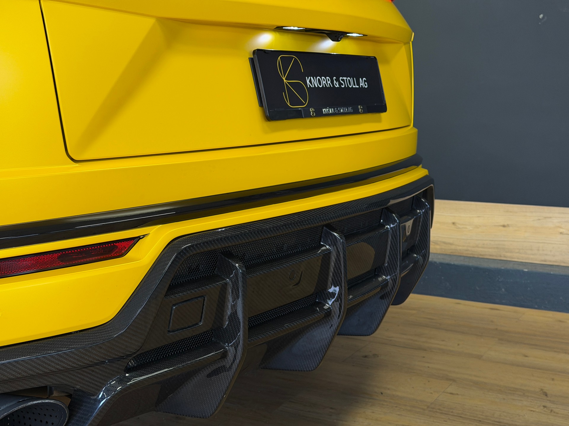 LAMBORGHINI Urus E-Gear-image-13
