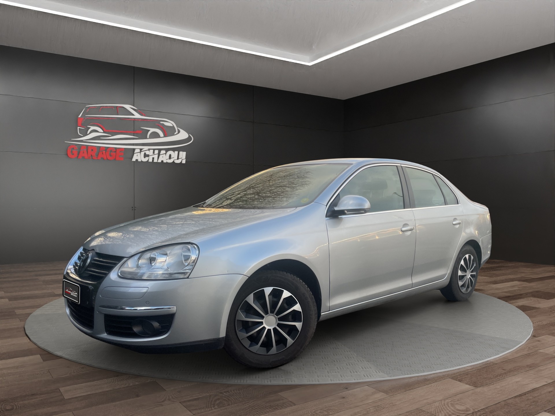 VW Jetta 1.4 TSI Comfortline DSG-image-1