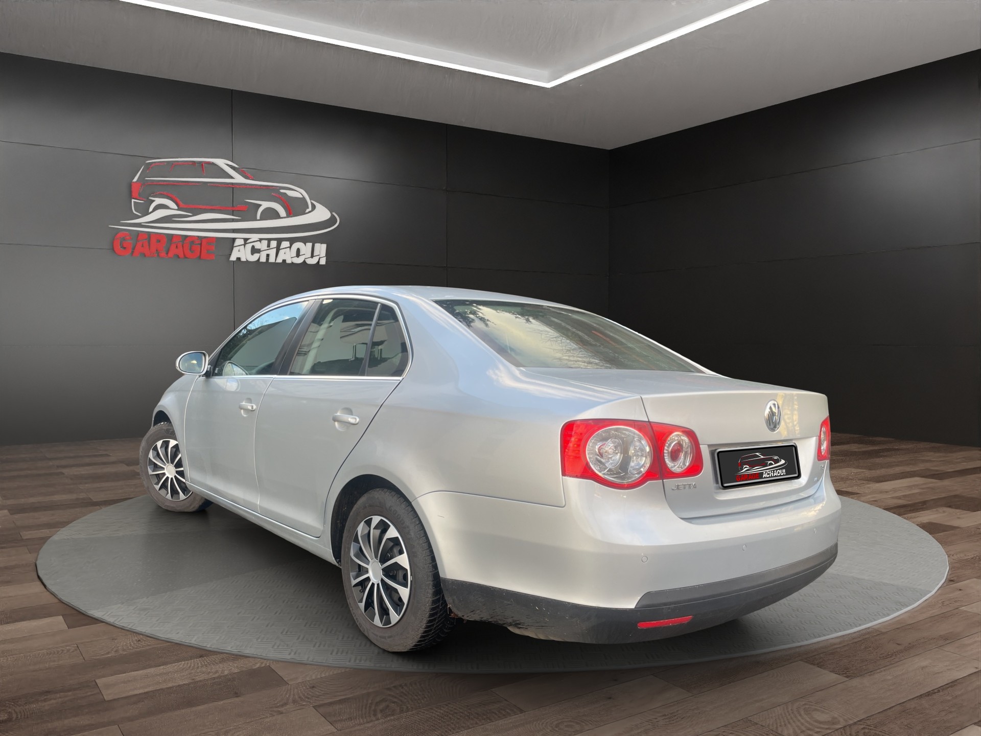 VW Jetta 1.4 TSI Comfortline DSG-image-3