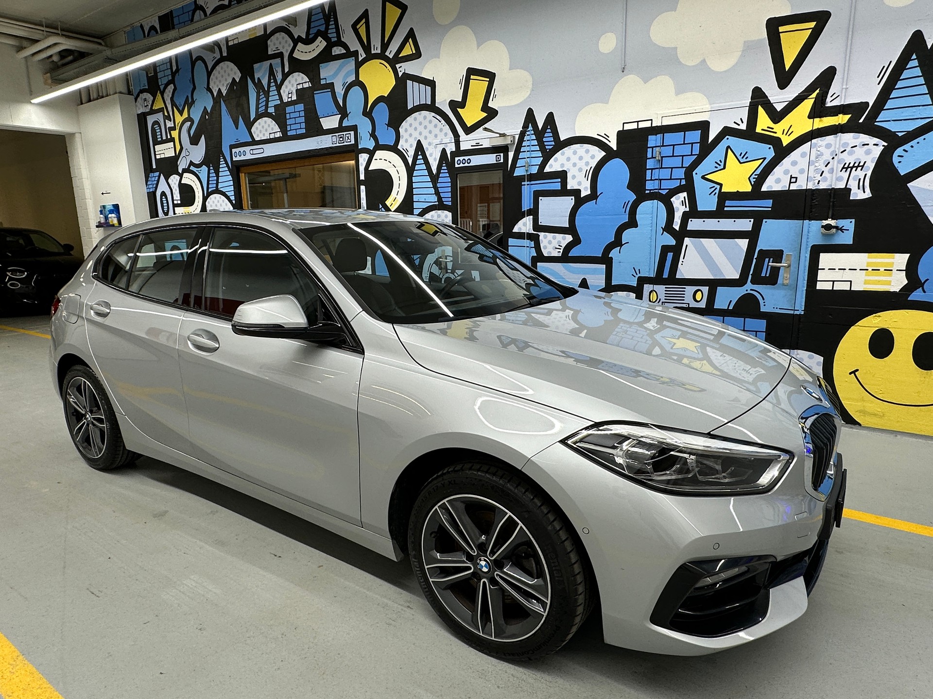 BMW 118i Sport Line Steptronic-image-0