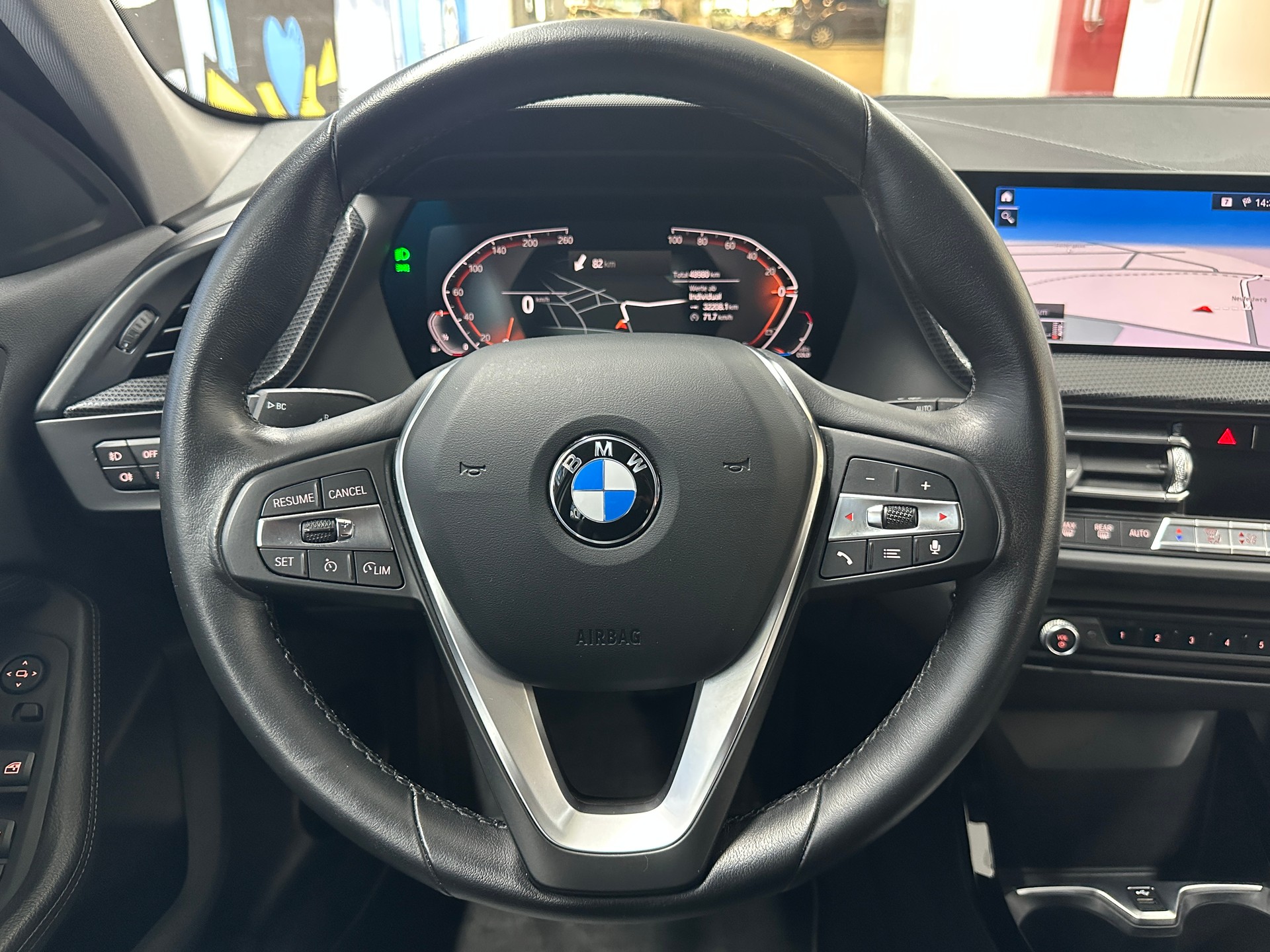 BMW 118i Sport Line Steptronic-image-10