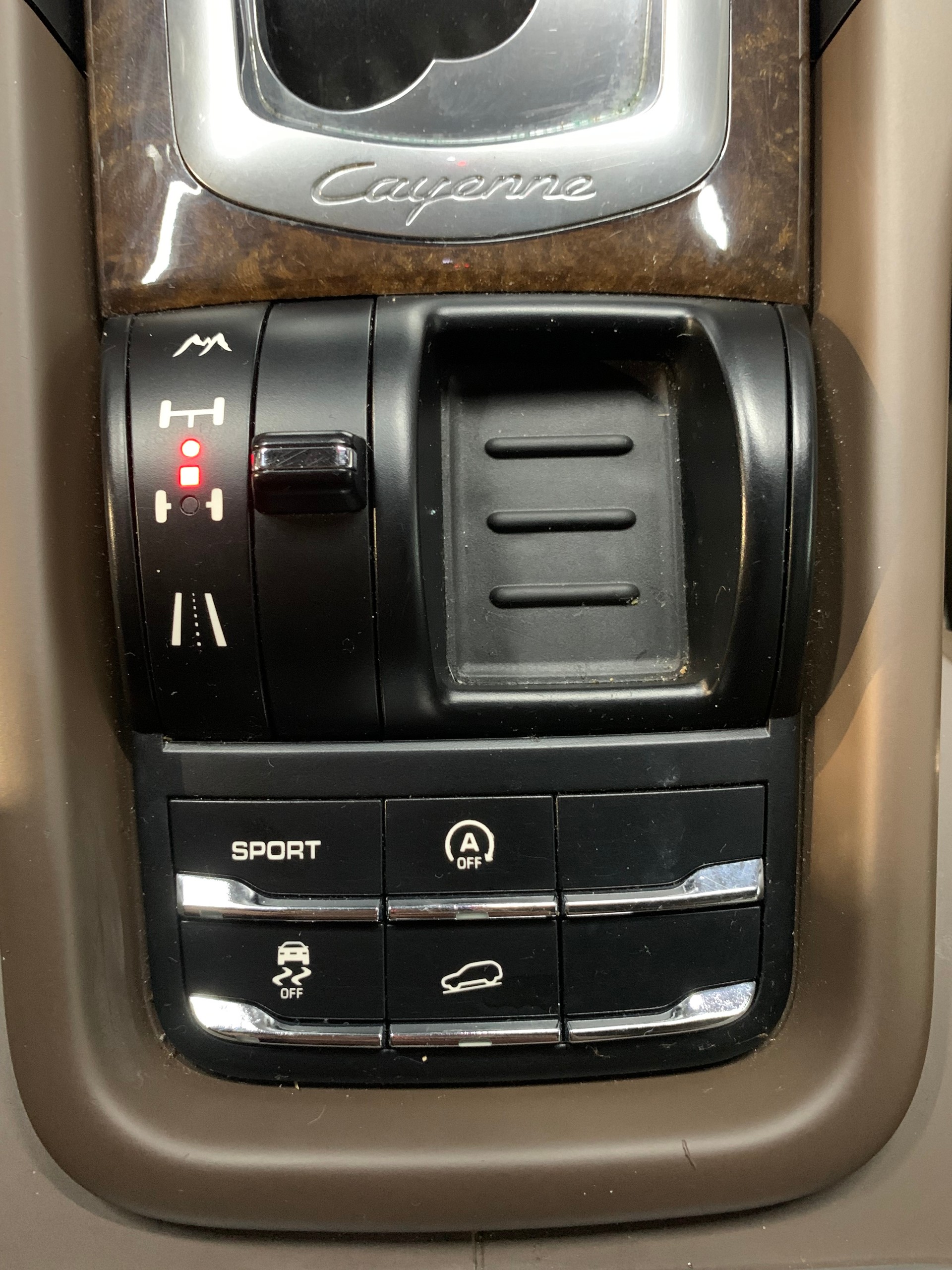 PORSCHE CAYENNE V6 TIPTRONIC-image-25