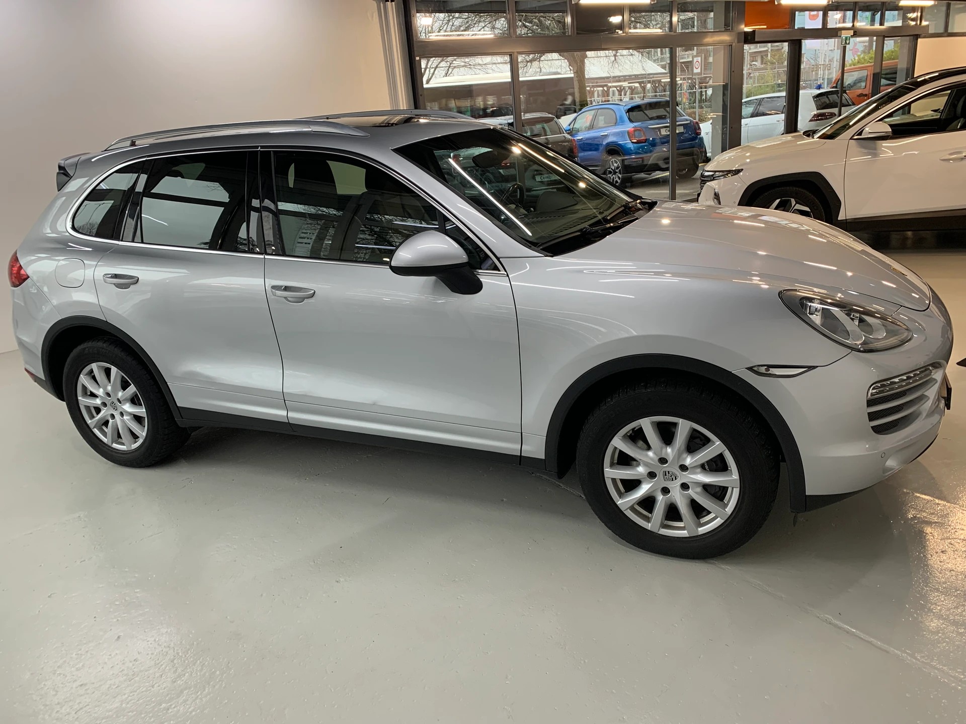 PORSCHE CAYENNE V6 TIPTRONIC-image-0