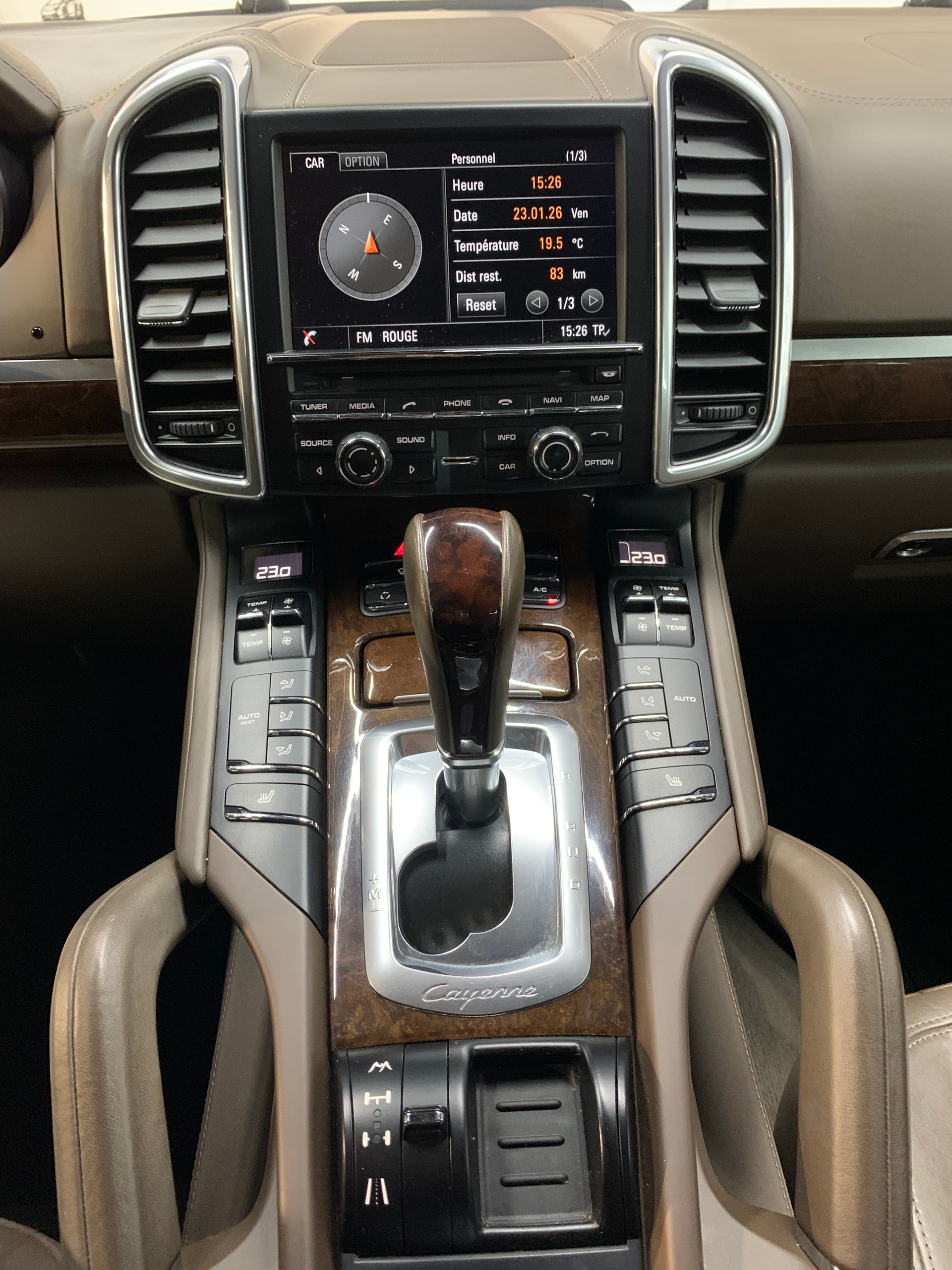 PORSCHE CAYENNE V6 TIPTRONIC-image-21