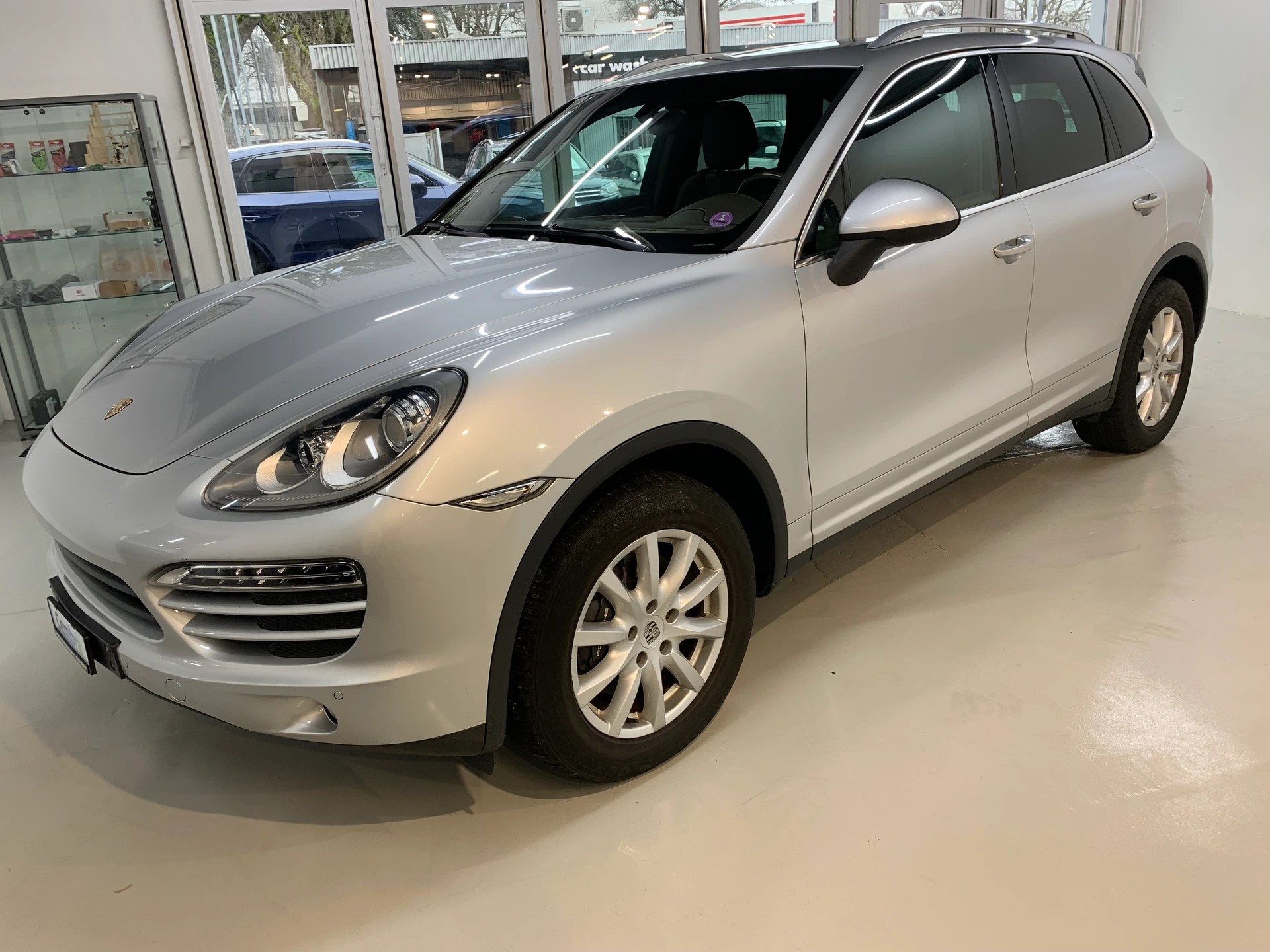 PORSCHE CAYENNE V6 TIPTRONIC-image-4
