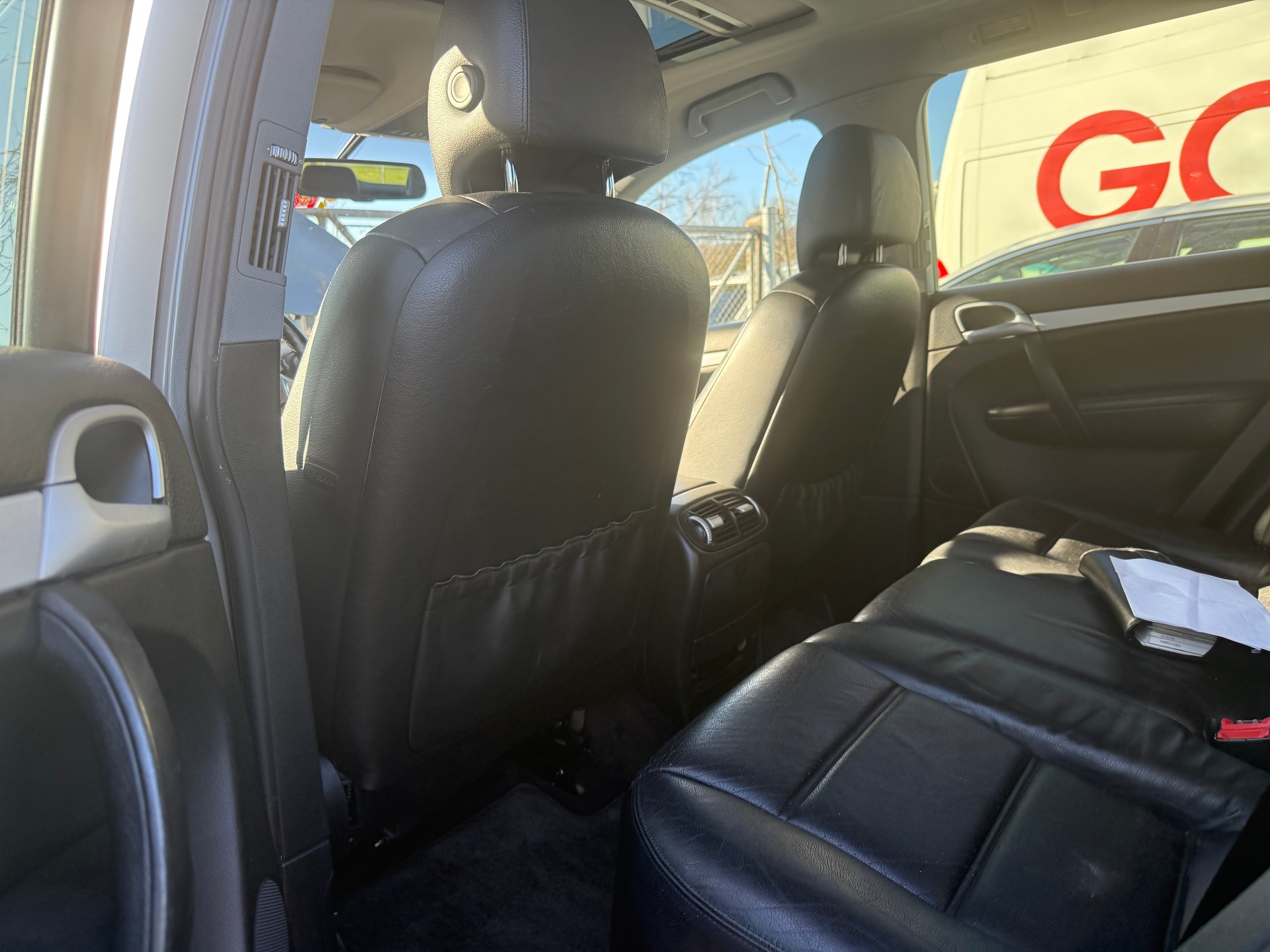 PORSCHE Cayenne-image-9
