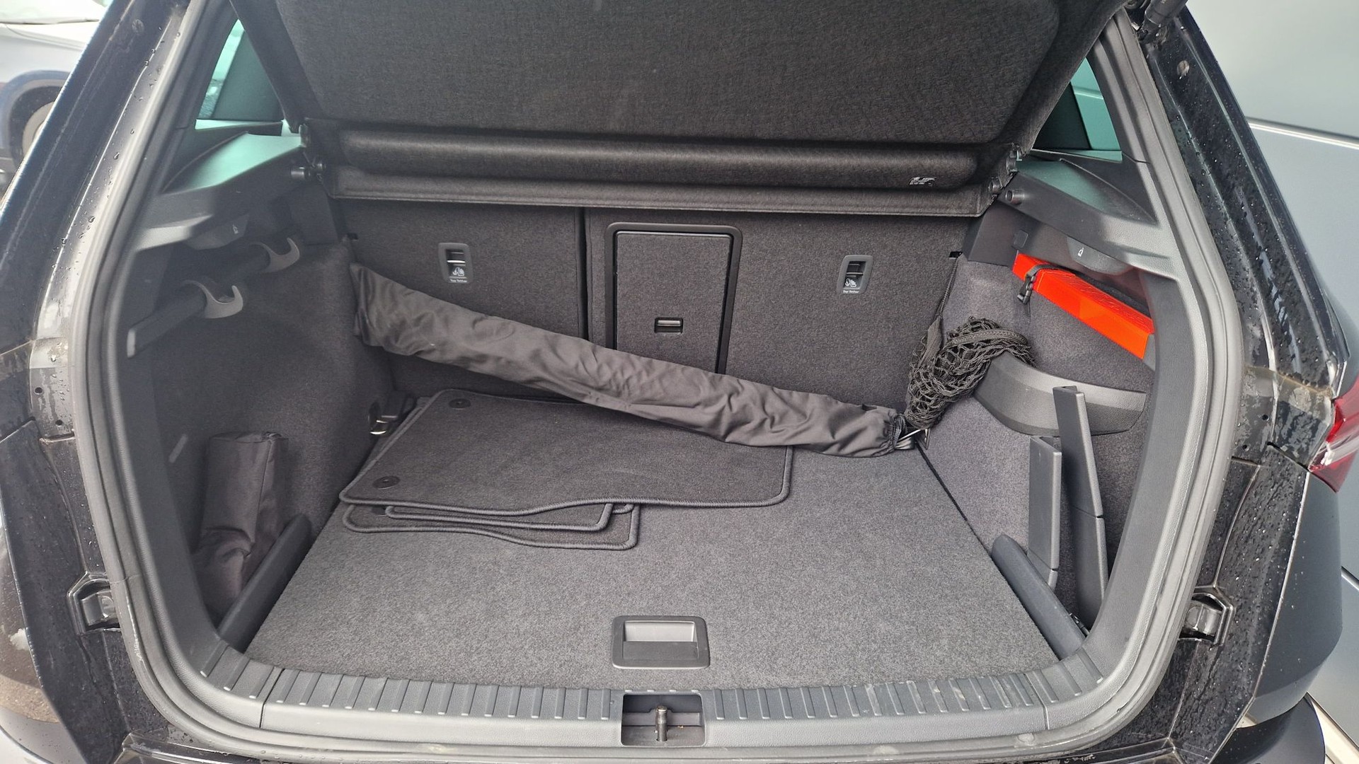 SKODA Karoq 2.0 TSI SportLine 4x4 DSG-image-9