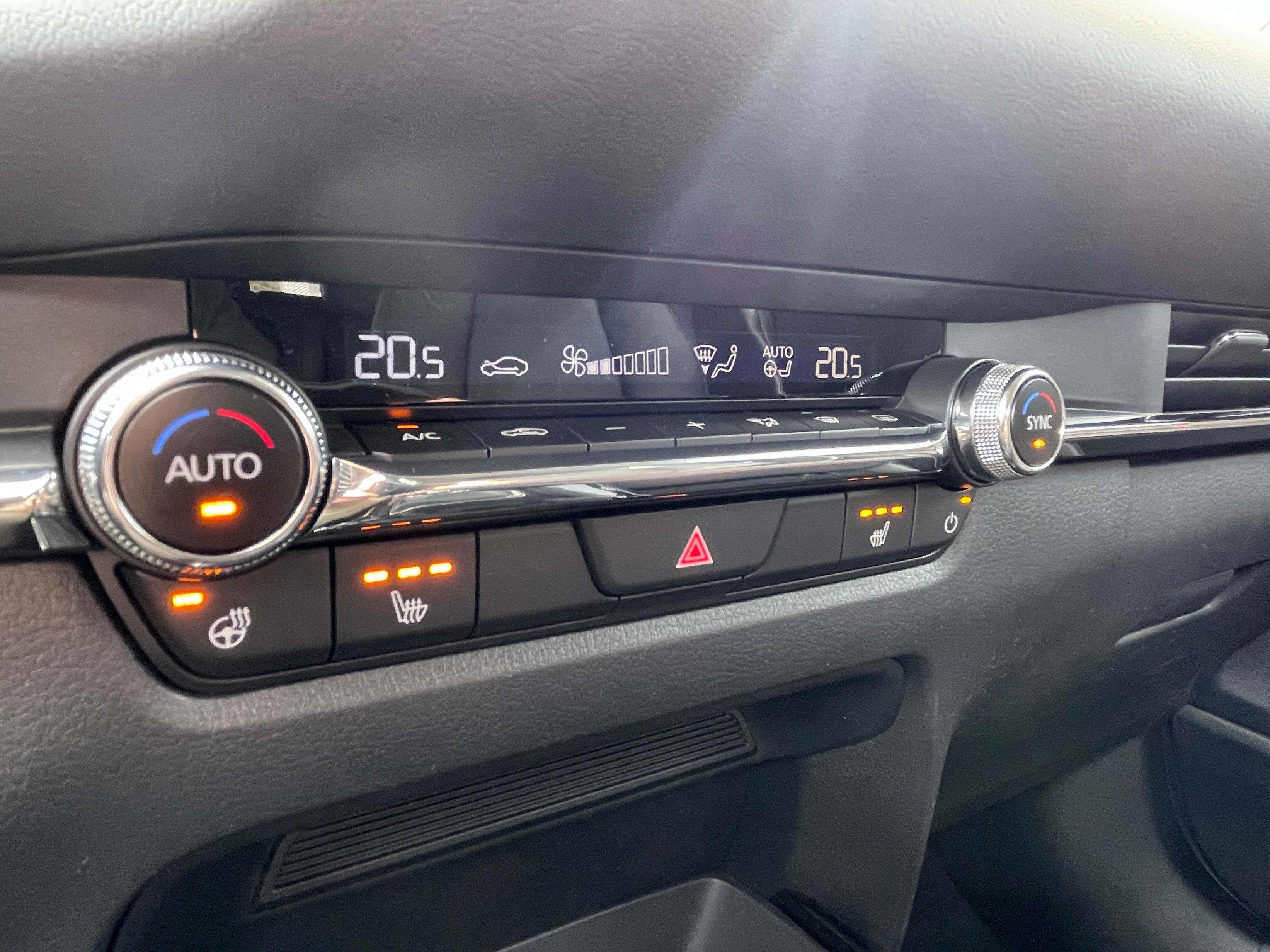 Image MAZDA CX-30 CX-30 SKYACTIV-G 140 M Hybrid Centre Line FWD AT