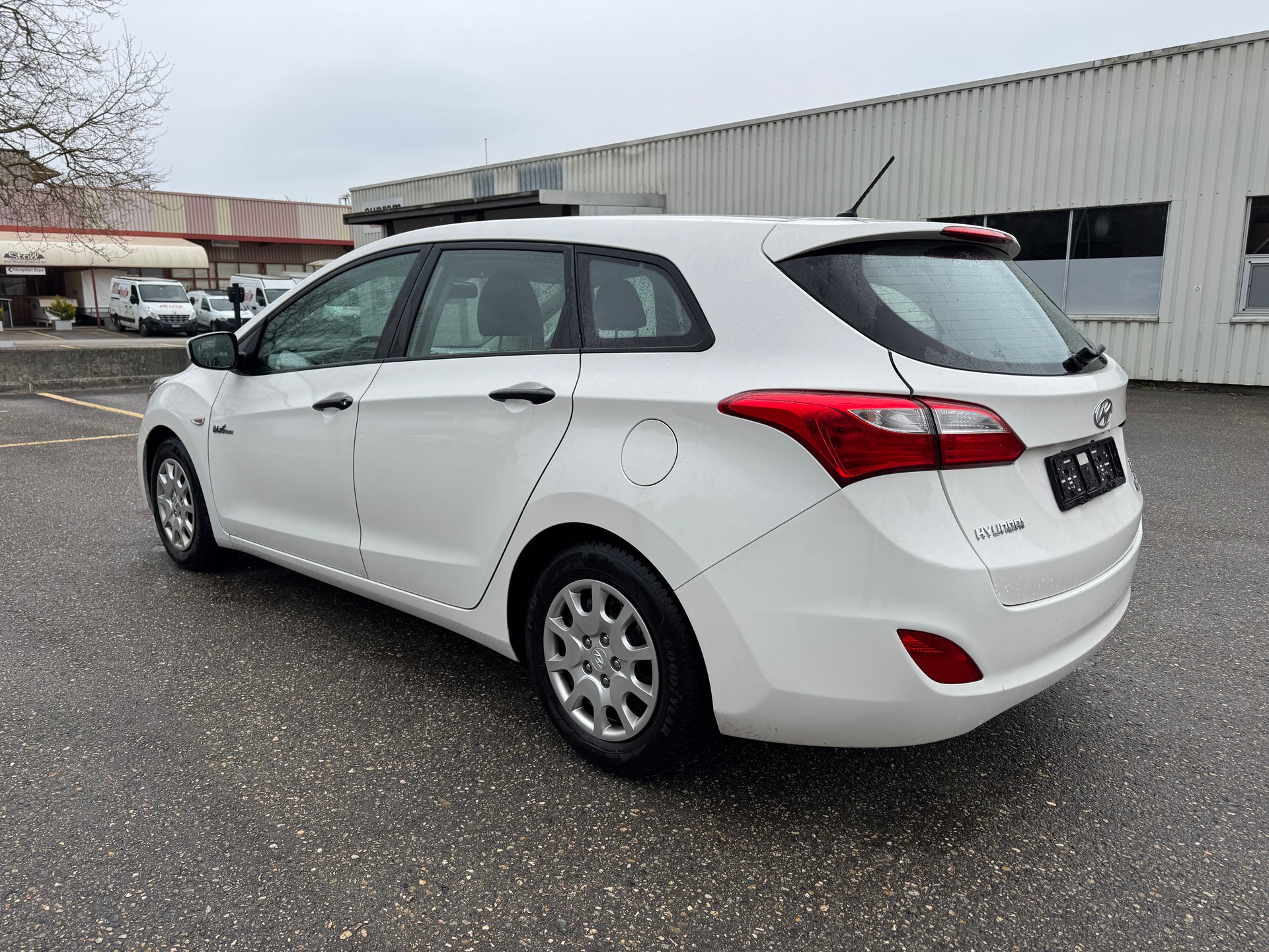 HYUNDAI i30 Wagon 1.4 Pica-image-4