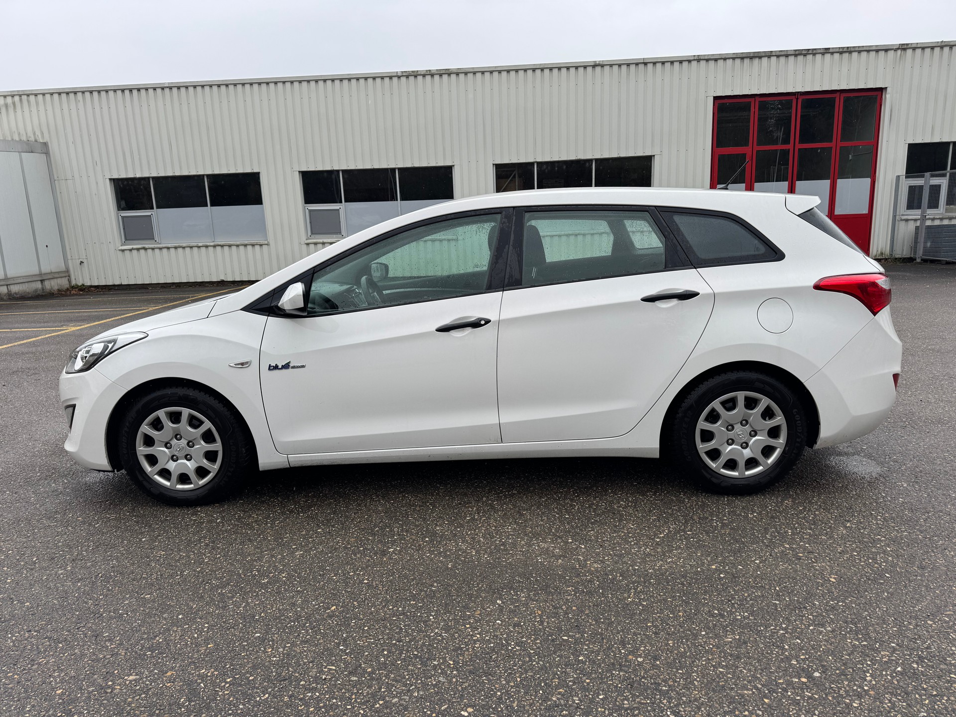HYUNDAI i30 Wagon 1.4 Pica-image-3