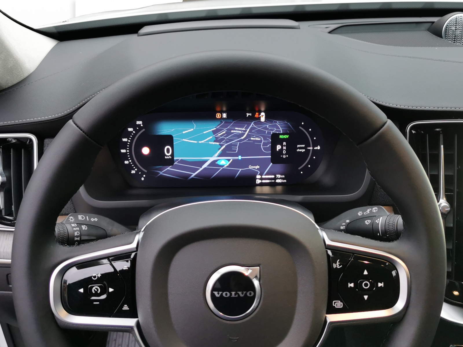 VOLVO XC90 2.0 T8 TE XCLUSIVE Edition Dark eAWD-image-10