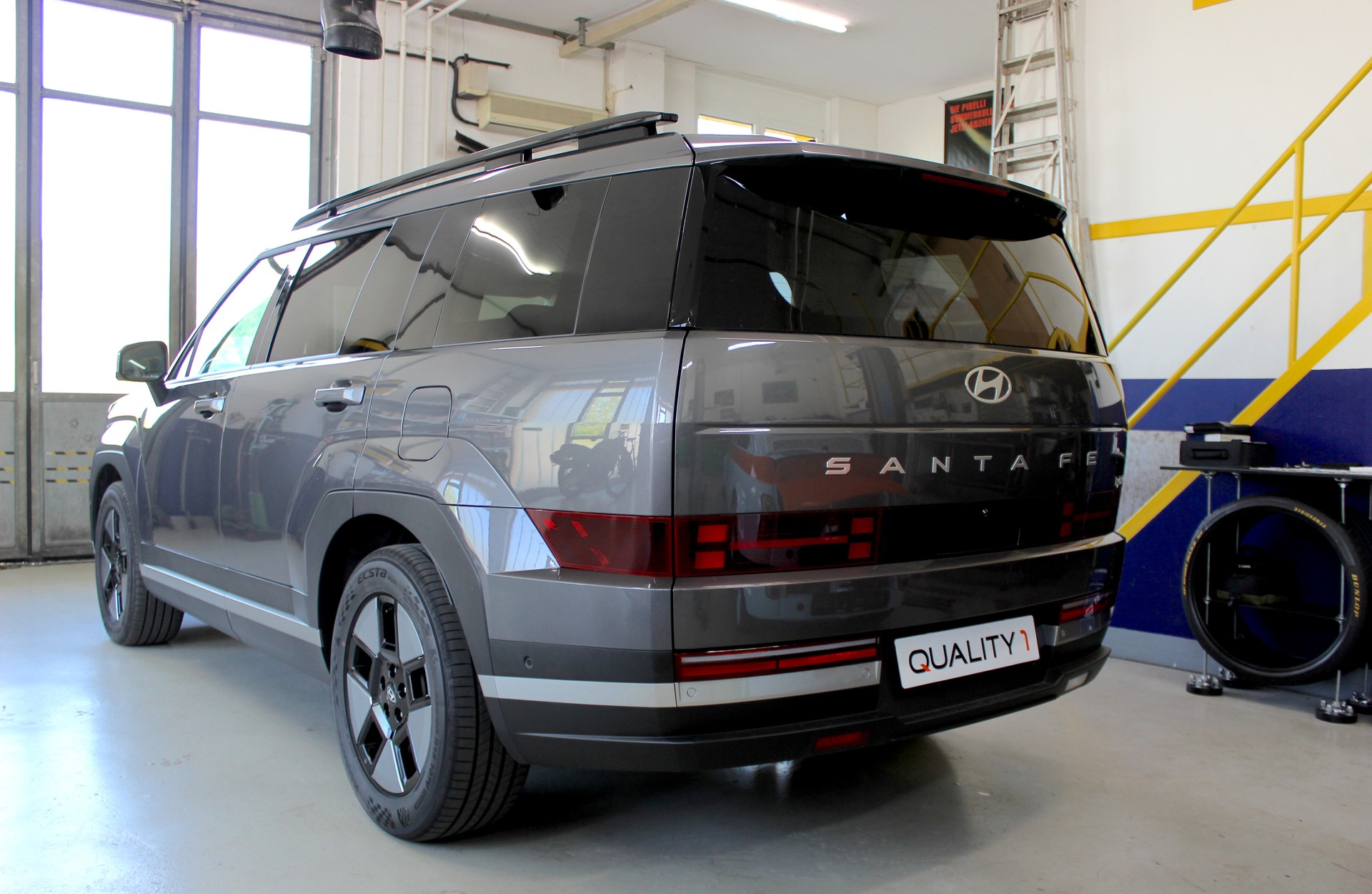 HYUNDAI HYUNDAI Santa Fe 1.6 T-GDi HEV Vertex Swiss 4WD Automatic 💥 Schweizer Fahrzeug 💥 Garantie bis 19-12-29 💥 Lieferung möglich-image-7