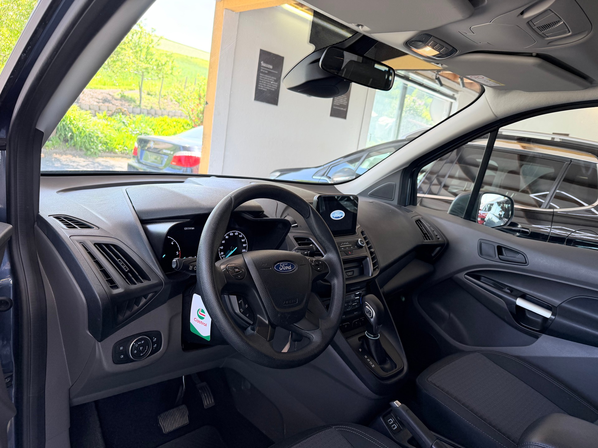 FORD Grand Tourneo Connect 1.5 EcoBlue Titanium Automat-image-6
