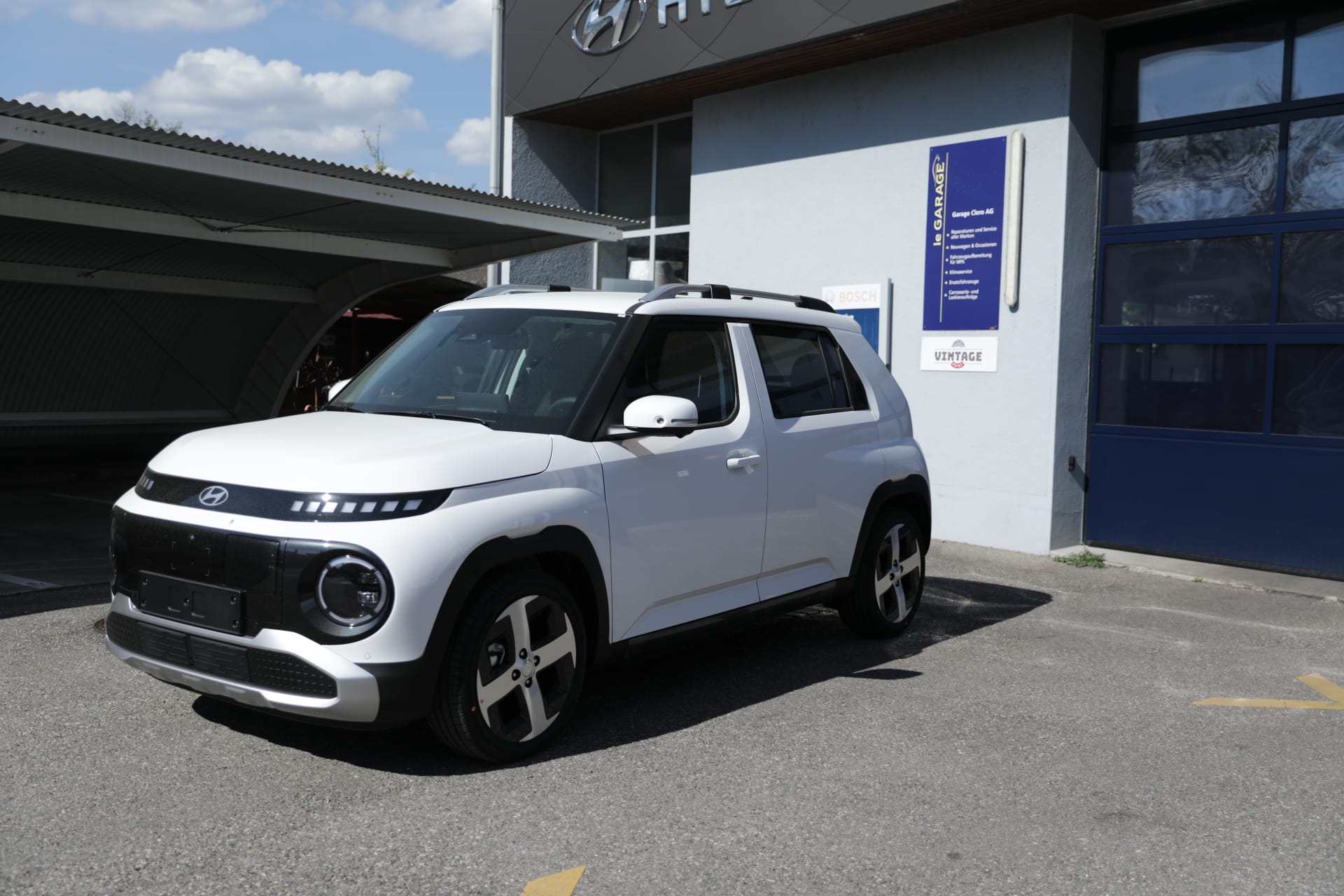 HYUNDAI Inster 49kWh Vertex-image-0