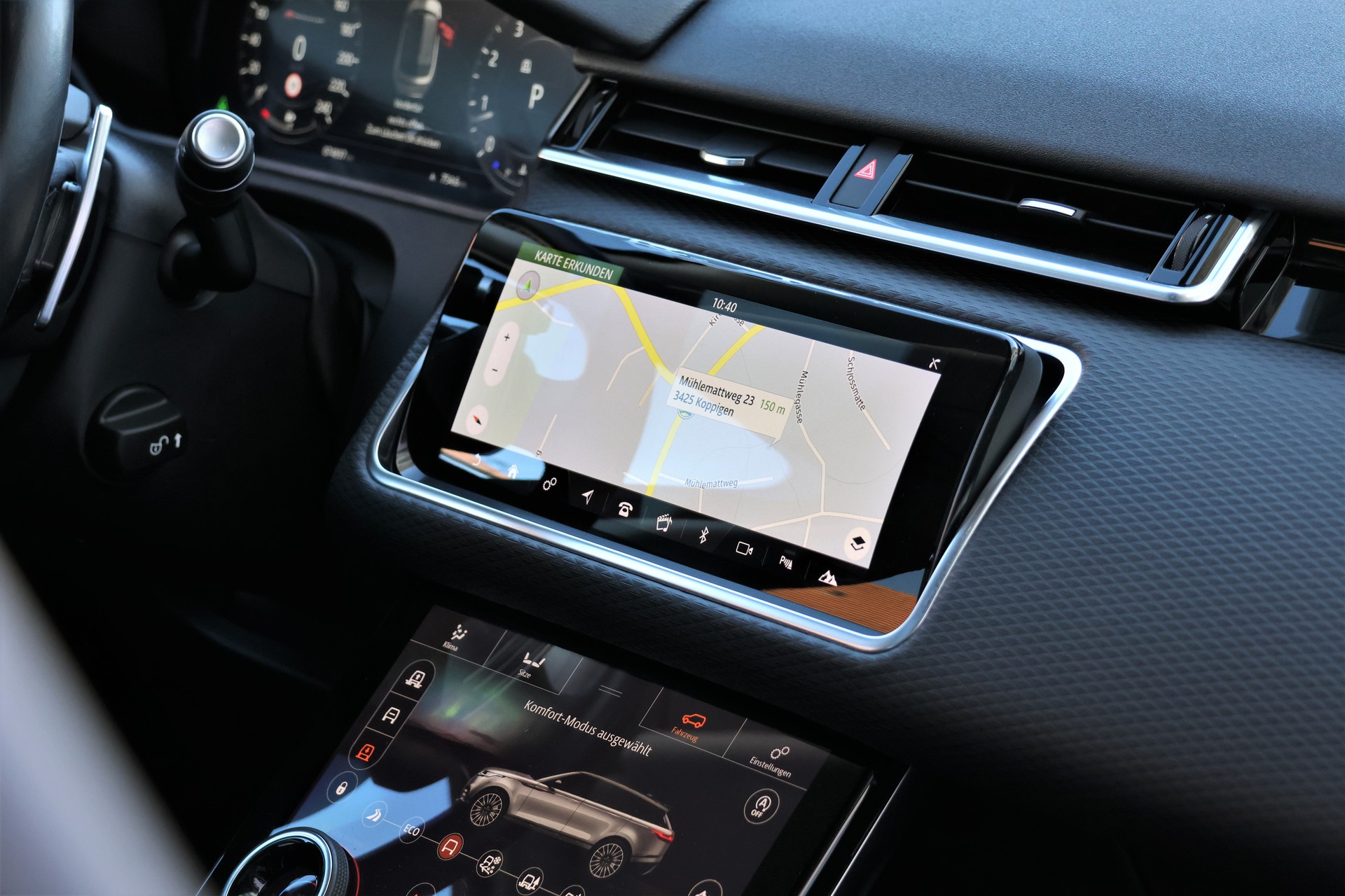 LAND ROVER Range Rover Velar R-Dynamic P 300 Automatic (CH)-image-17