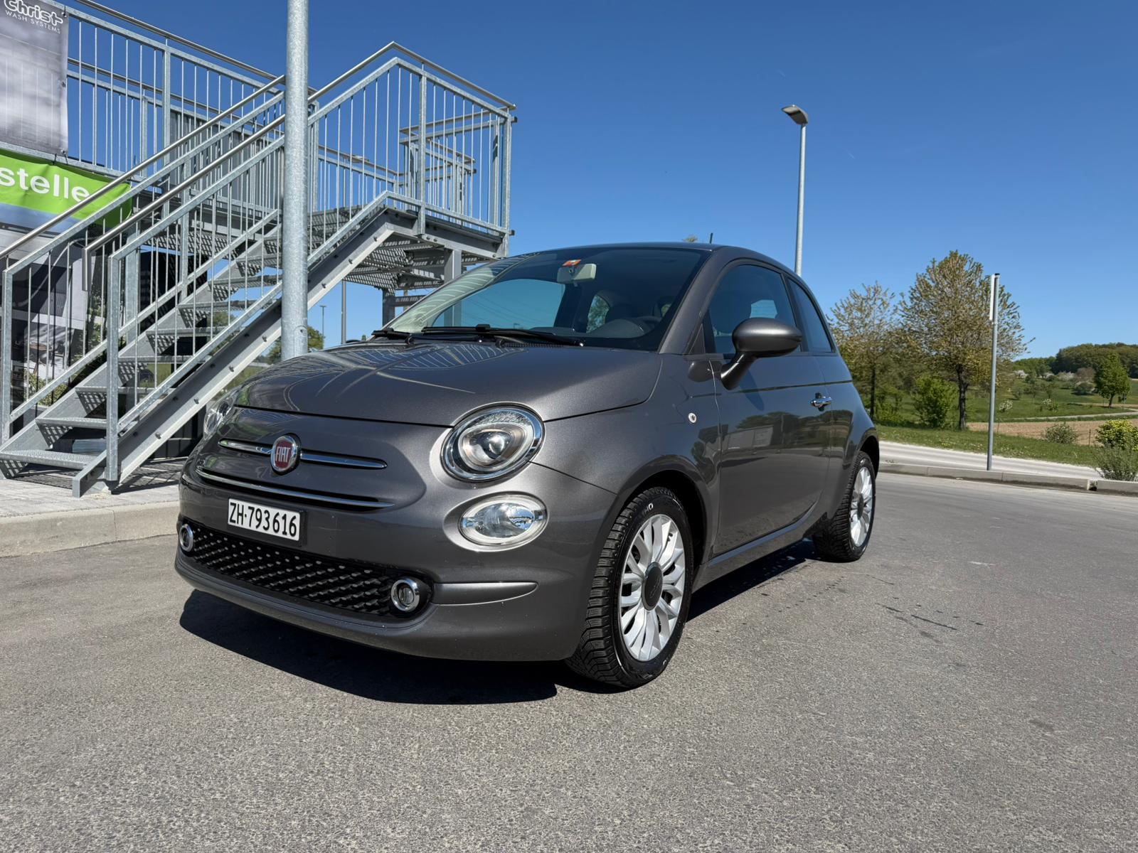 Car photo