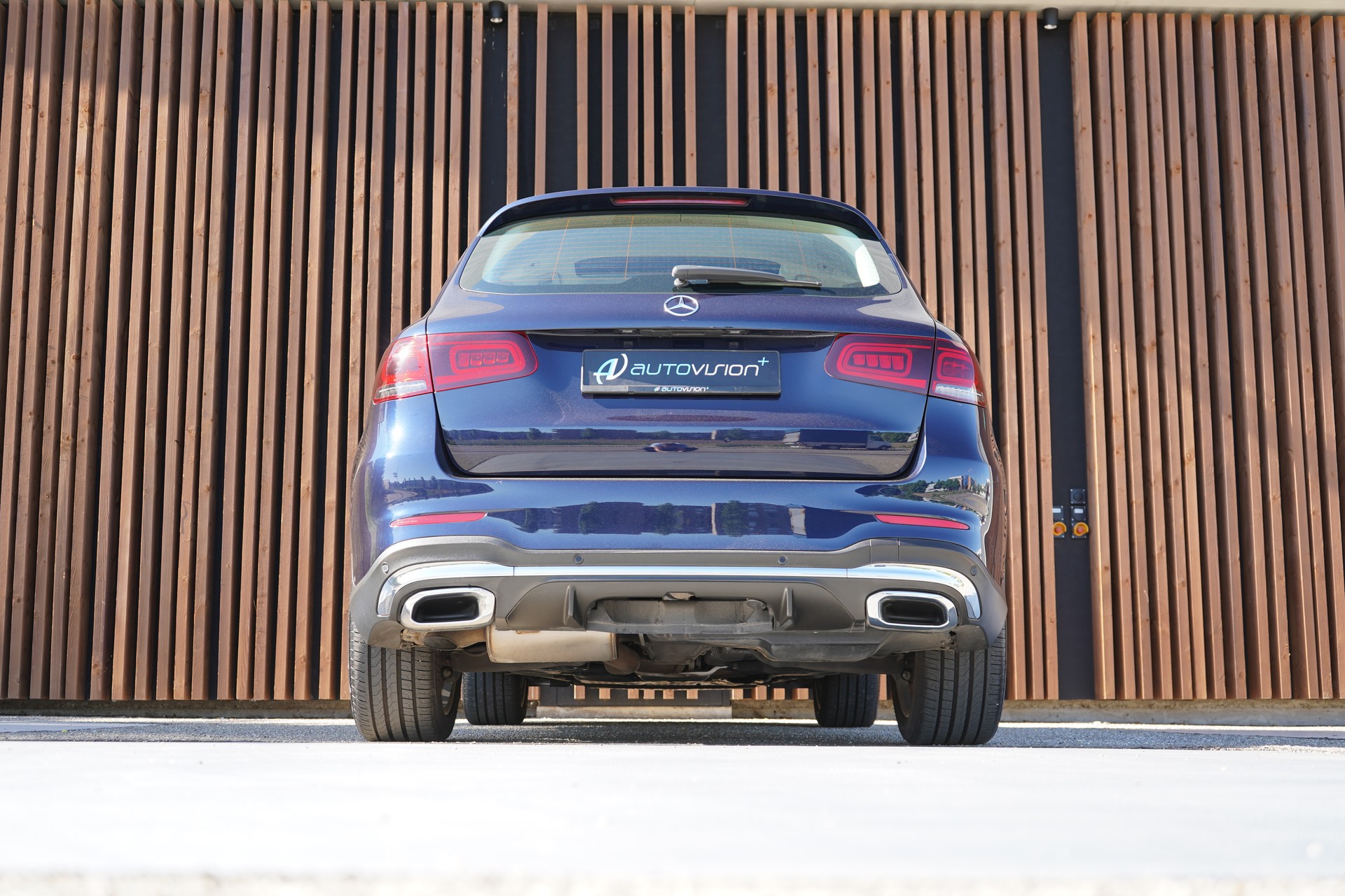 MERCEDES-BENZ GLC 300 D AMG LINE 4MATIC 9G-TRONIC l 245 PS-image-17