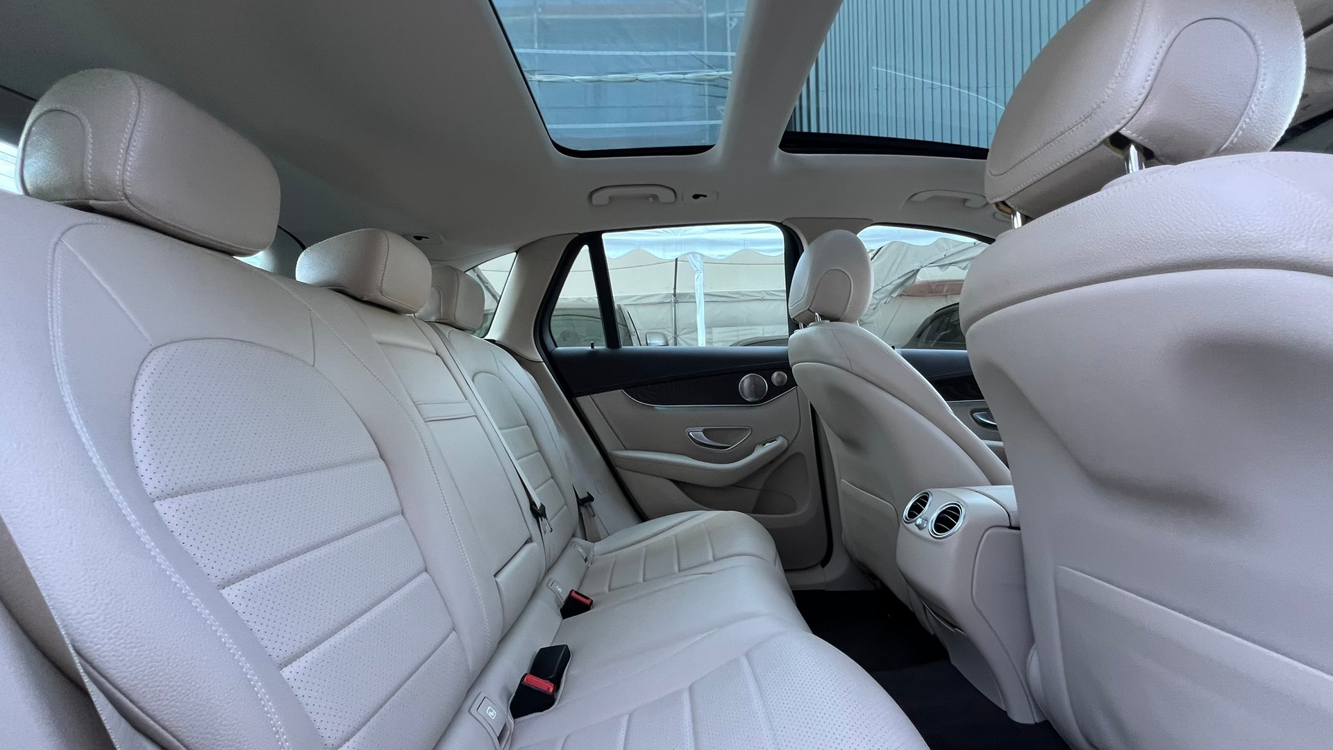 MERCEDES-BENZ GLC 300 D AMG LINE 4MATIC 9G-TRONIC l 245 PS-image-26