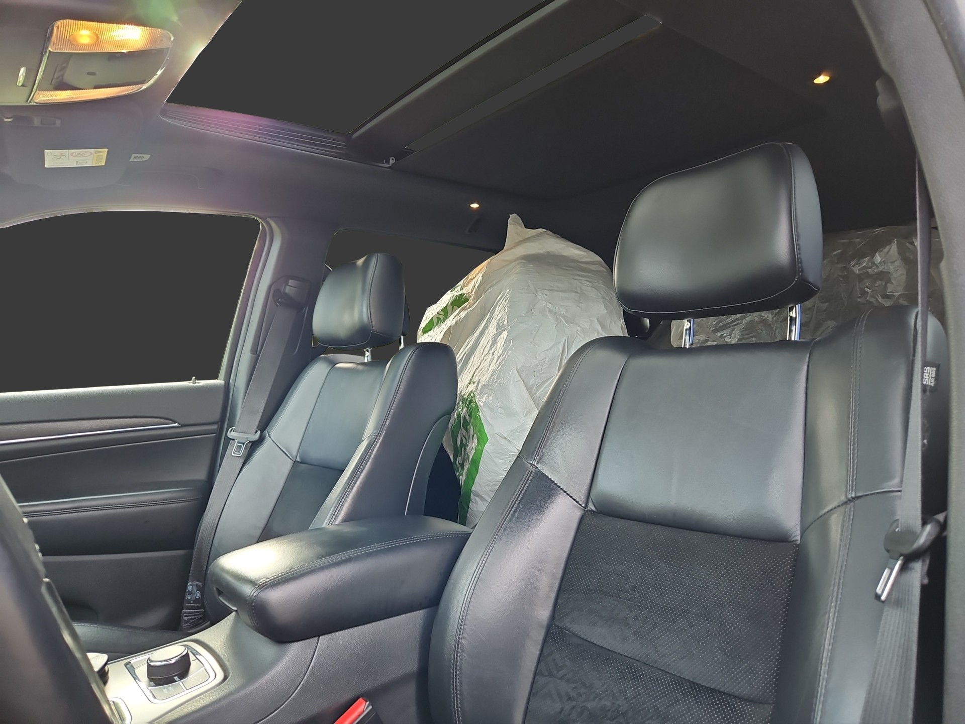 JEEP Grand Cherokee 3.0 CRD Night Eagle Automatic-image-11