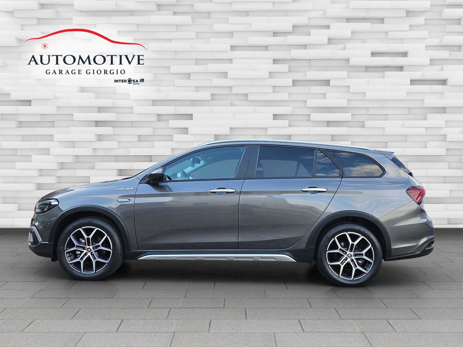 FIAT Tipo 1.5 Hybrid Station Wagon Cross-image-3
