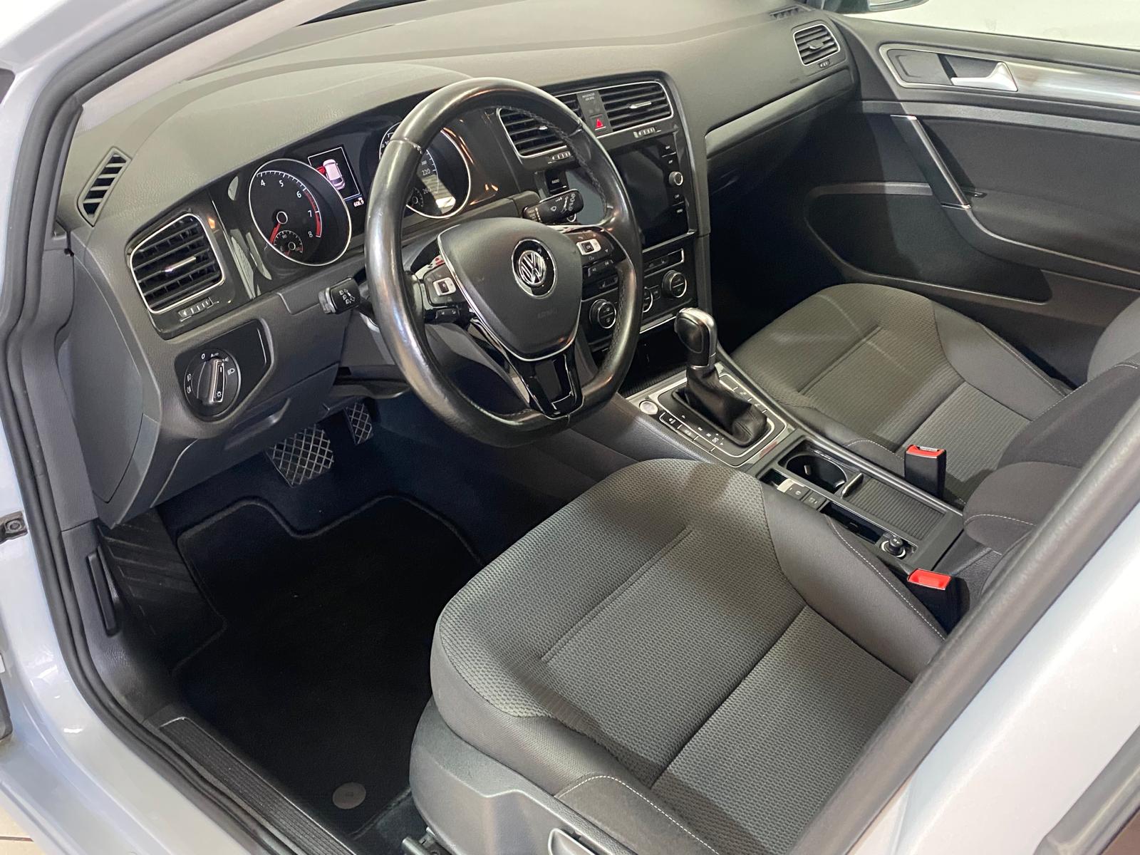 VW Golf 1.5 TSI EVO Comfortline DSG-image-6