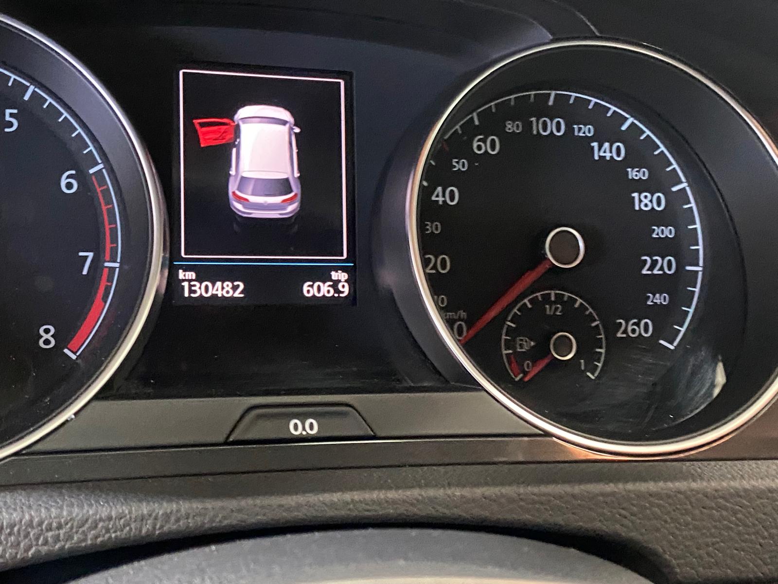 VW Golf 1.5 TSI EVO Comfortline DSG-image-9