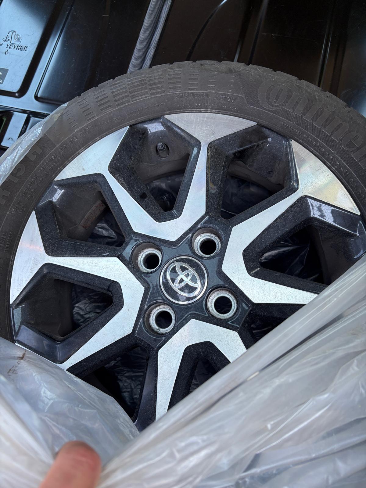 TOYOTA Aygo 1.0 VVT-i x-play-image-6