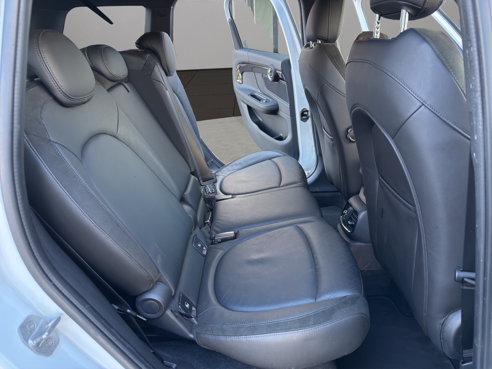MINI Countryman Cooper ALL4 Steptronic-image-17