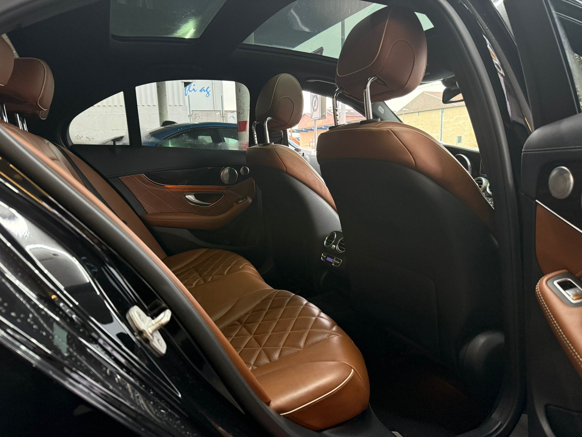 MERCEDES-BENZ C 63 S AMG Speedshift-image-24