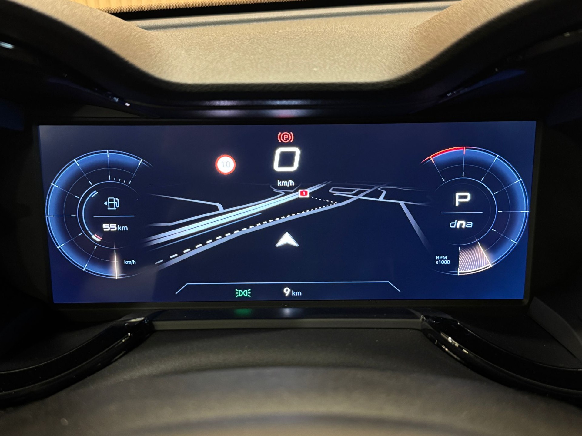 ALFA ROMEO Junior 1.2 48V Hybrid Q4 *Tortona Black*-image-15